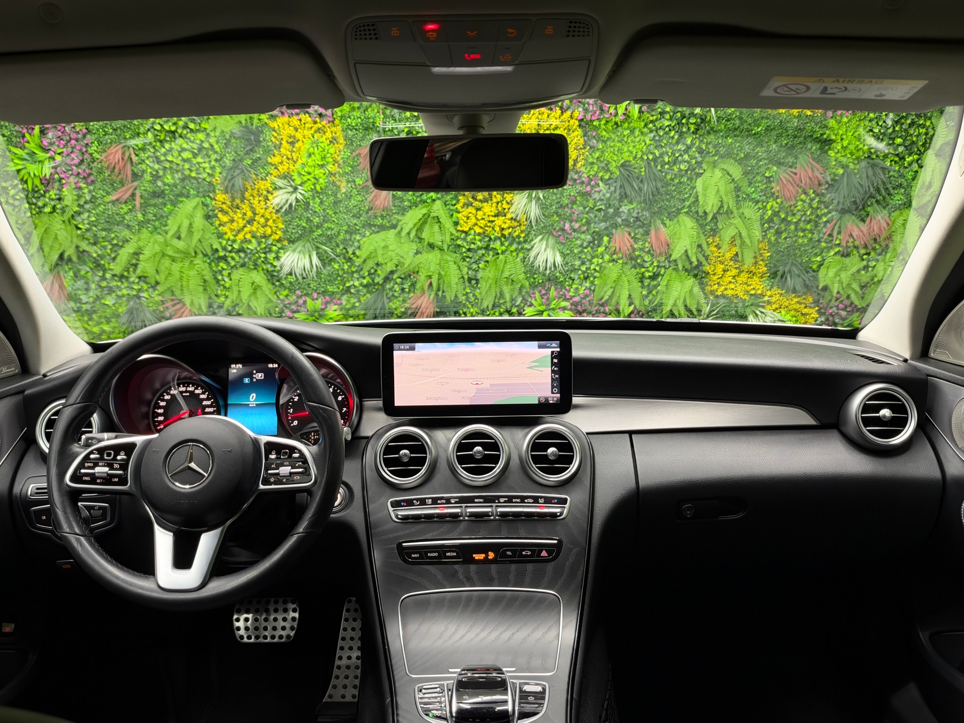 MERCEDES-BENZ C 180 Avantgarde 9G-Tronic-image-11