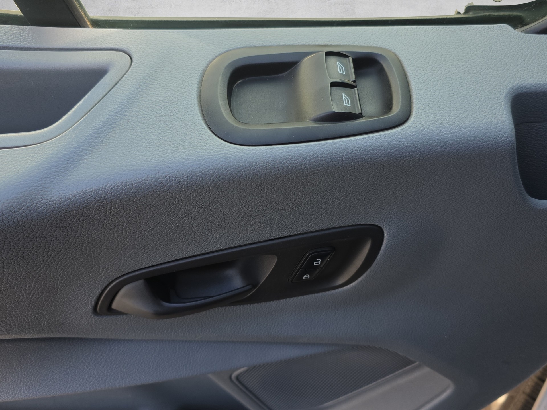 FORD Pickup-image-9