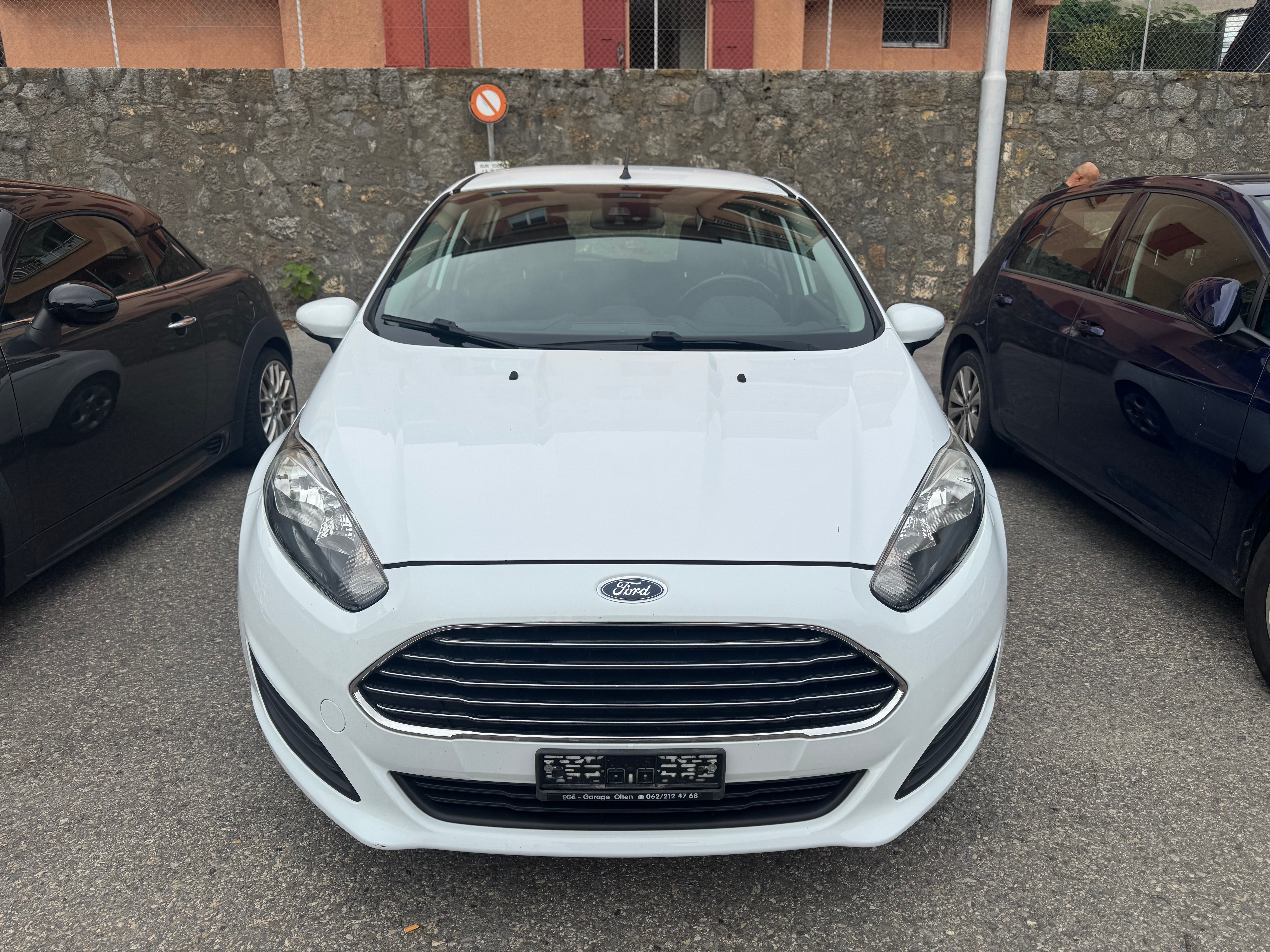 Car photo