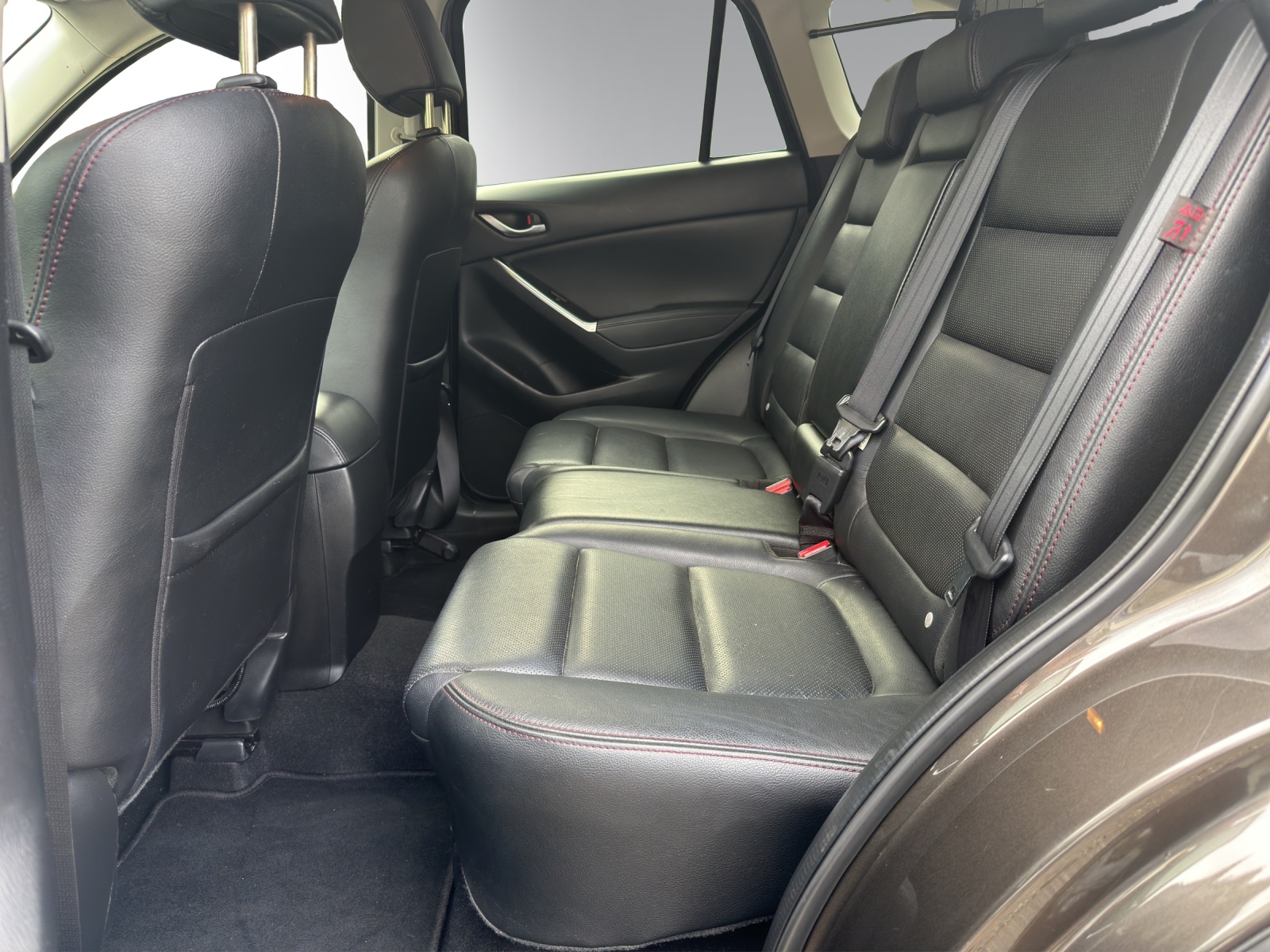 MAZDA CX-5 2.2 D HP Revolution AWD Automatic-image-10