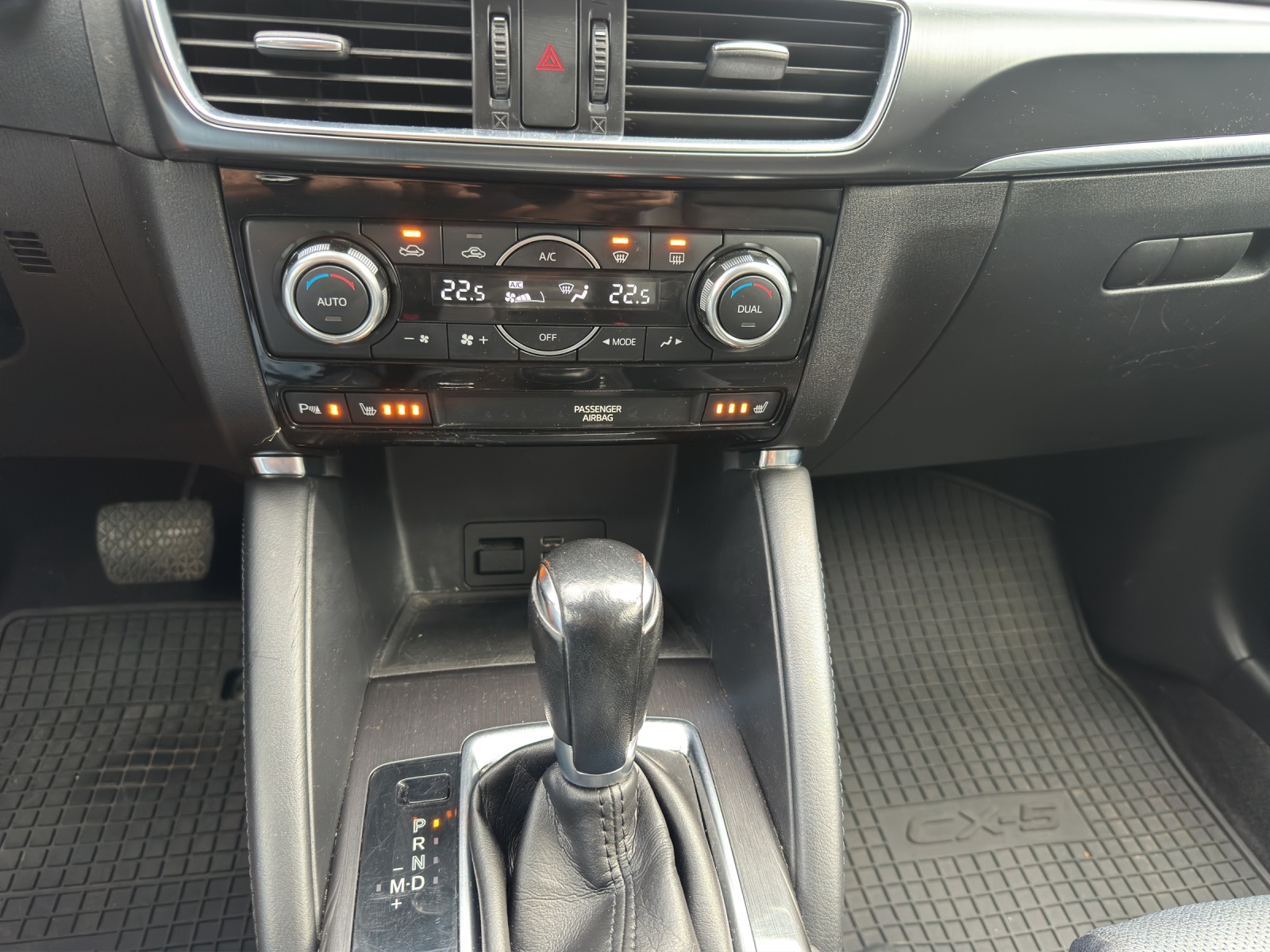 MAZDA CX-5 2.2 D HP Revolution AWD Automatic-image-15