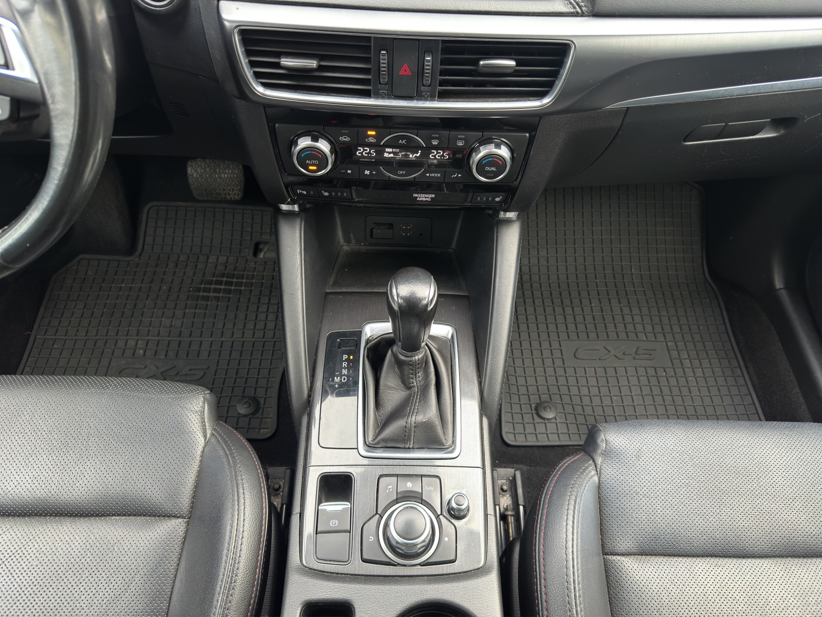 MAZDA CX-5 2.2 D HP Revolution AWD Automatic-image-17