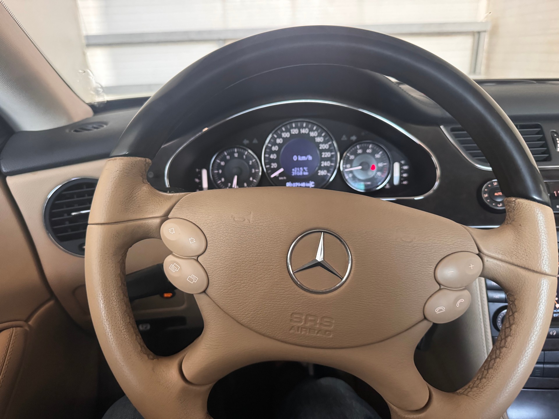 MERCEDES-BENZ CLS 350 7G-Tronic-image-12