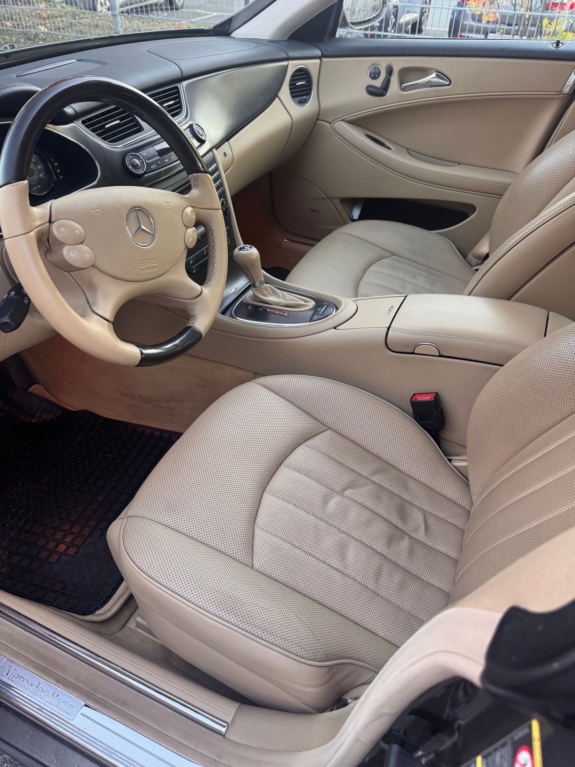 MERCEDES-BENZ CLS 350 7G-Tronic-image-10
