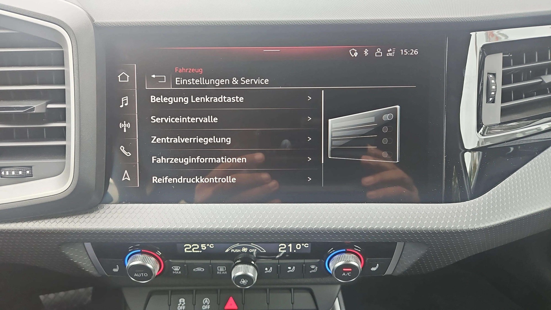 AUDI A1 Sportback 30 TFSI advanced S-tronic mit 5J Werksgarantie oder bis 100000km-image-20