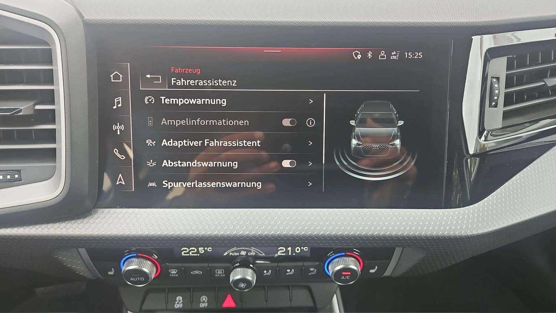 AUDI A1 Sportback 30 TFSI advanced S-tronic mit 5J Werksgarantie oder bis 100000km-image-21
