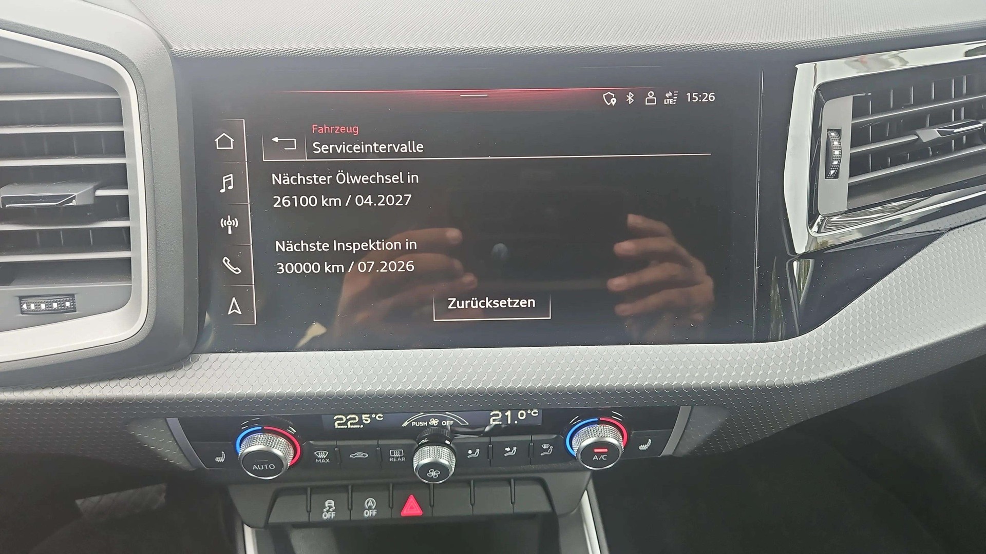 AUDI A1 Sportback 30 TFSI advanced S-tronic mit 5J Werksgarantie oder bis 100000km-image-18