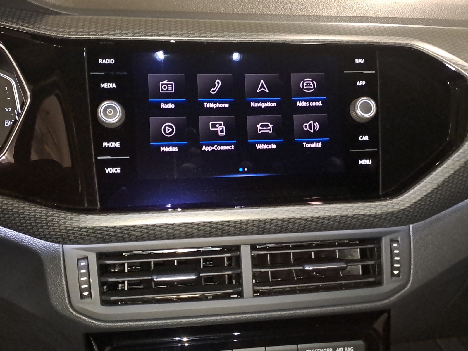 VW T-Cross 1.0 TSI Style DSG-image-10