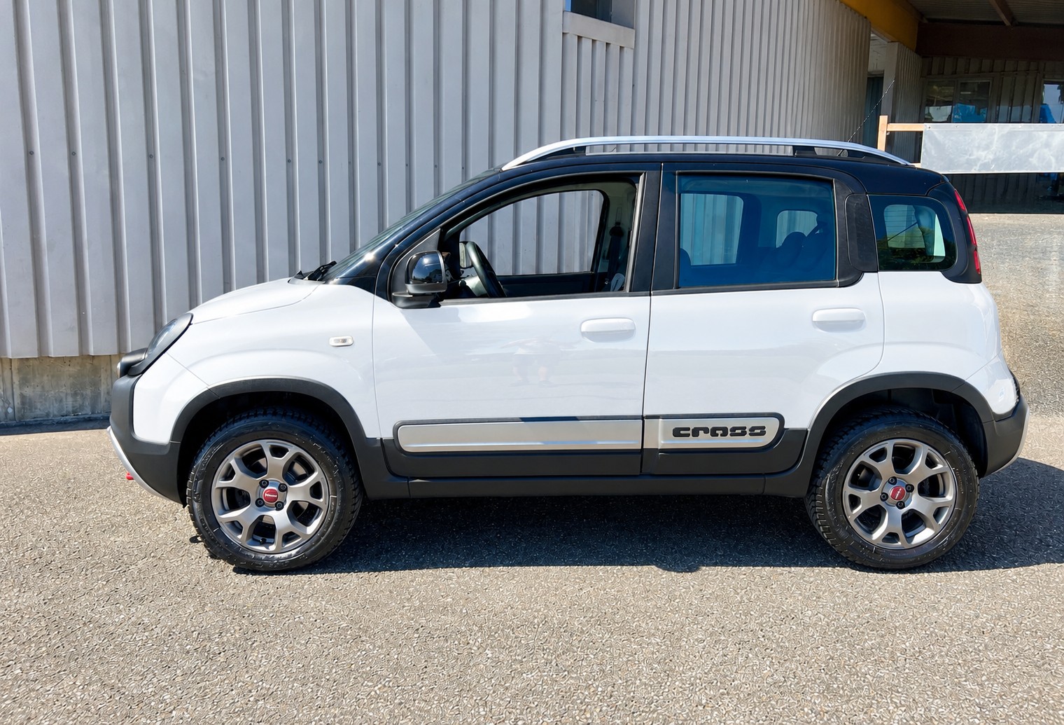 FIAT Panda 0.9 Twinair Turbo Cross 4x4 by Nutzfahrzeugcenter Seetal-image-3