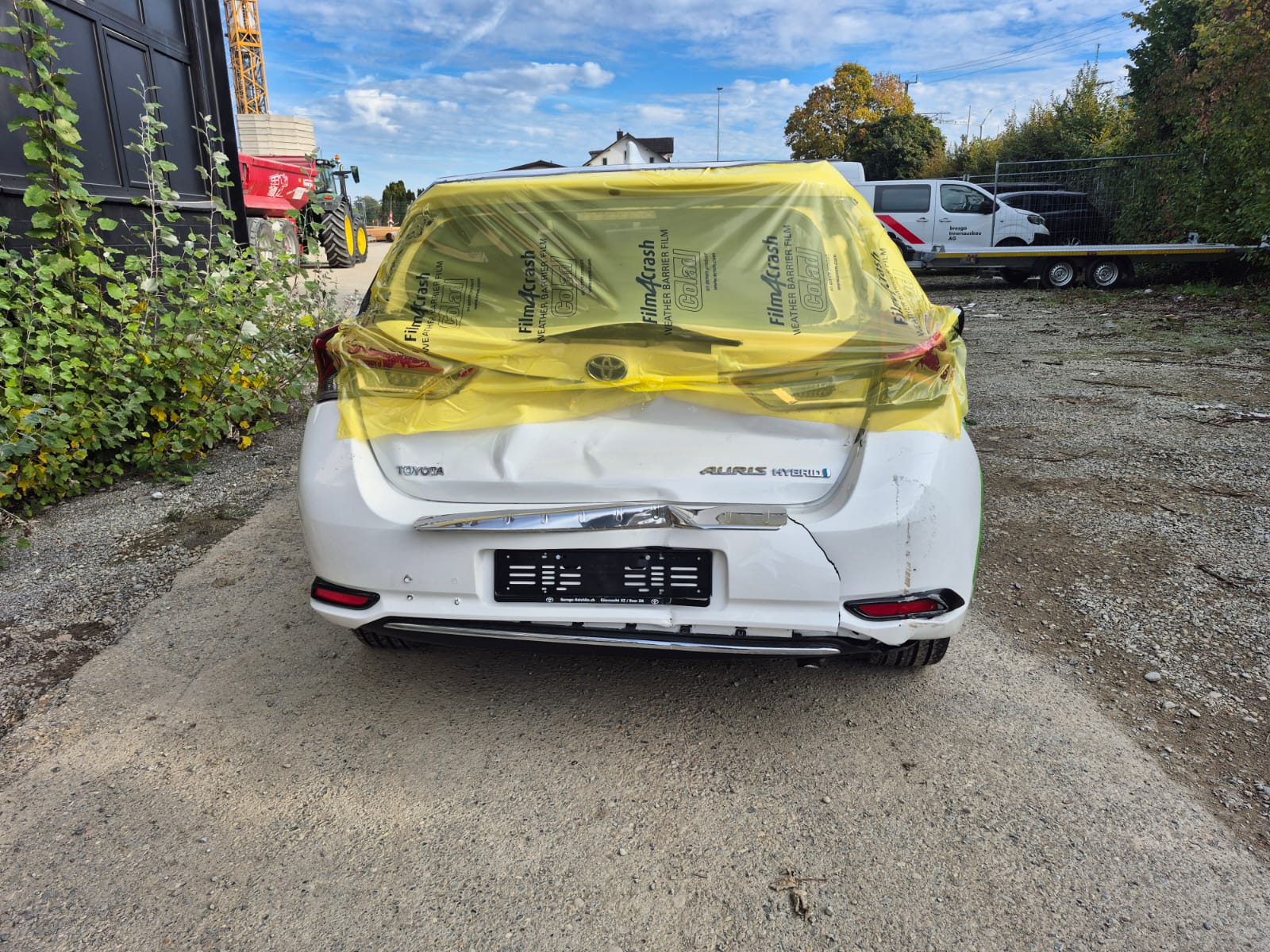 TOYOTA Auris 1.8 HSD Style e-CVT-image-5