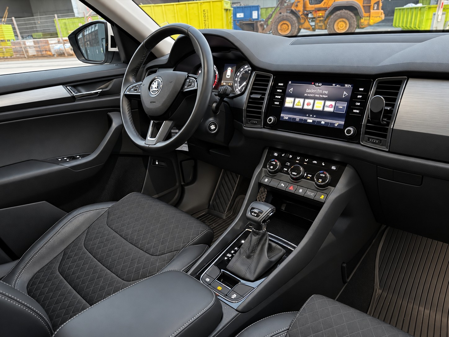 SKODA Kodiaq 2.0 TSI Ambition 4x4-image-9