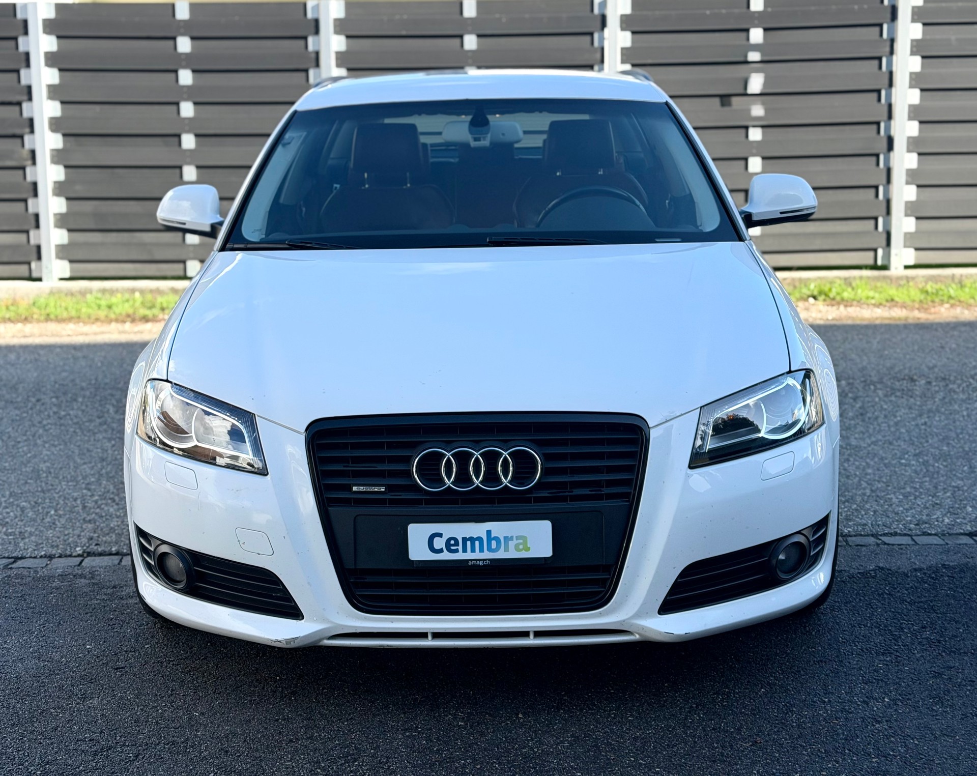 AUDI A3 Sportback 2.0 TFSI Ambiente quattro S-tronic-image-1