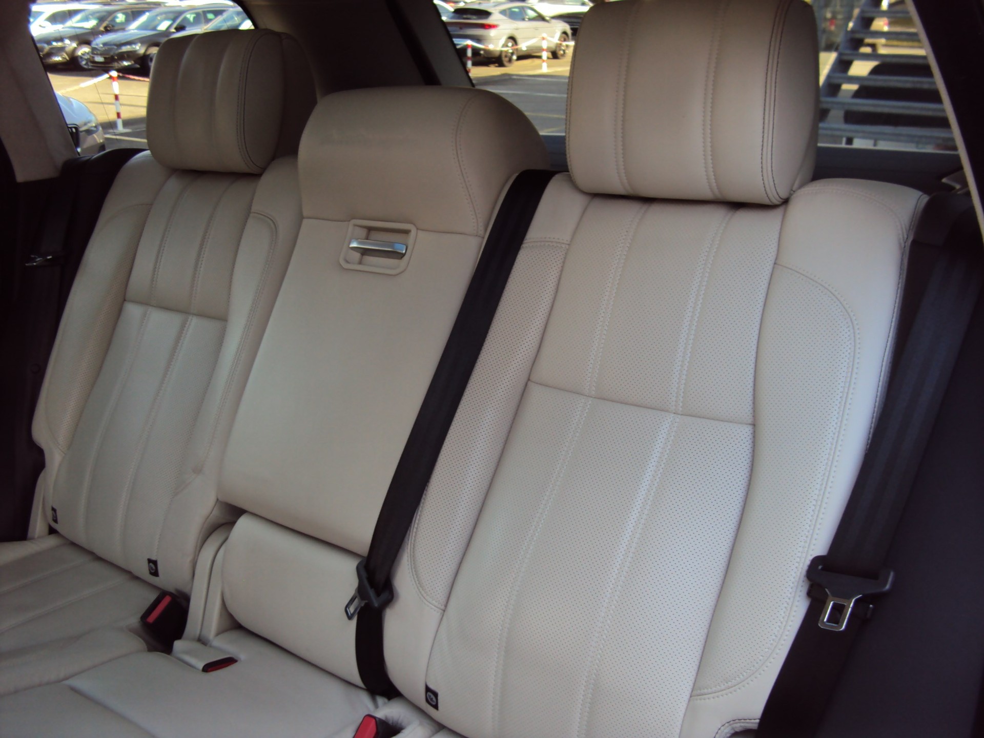 LAND ROVER Range Rover 3.0SDV6 HEV SV Autobiography Automatic-image-14