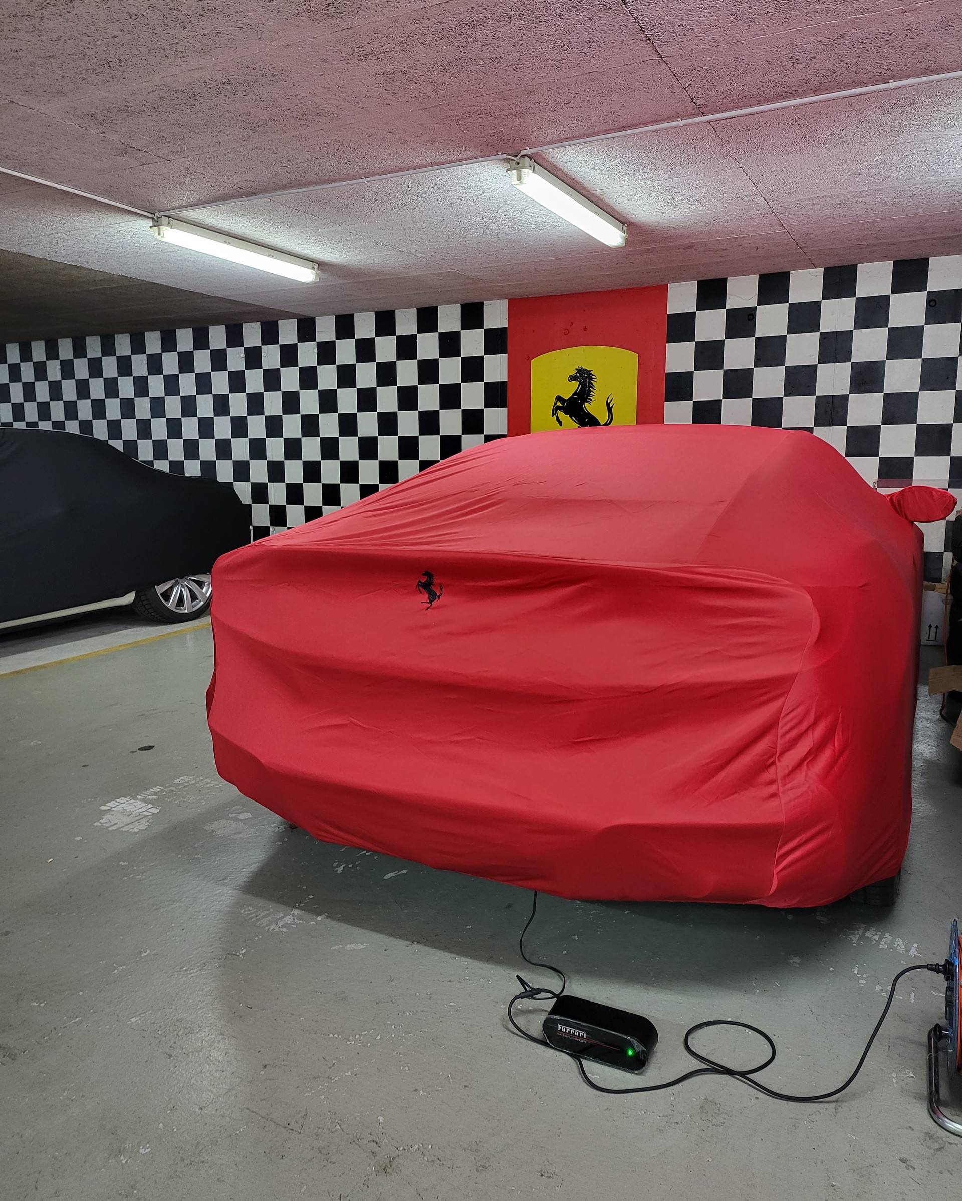 FERRARI Portofino M der teuerste je gebaute CH rotes Carbon-image-3