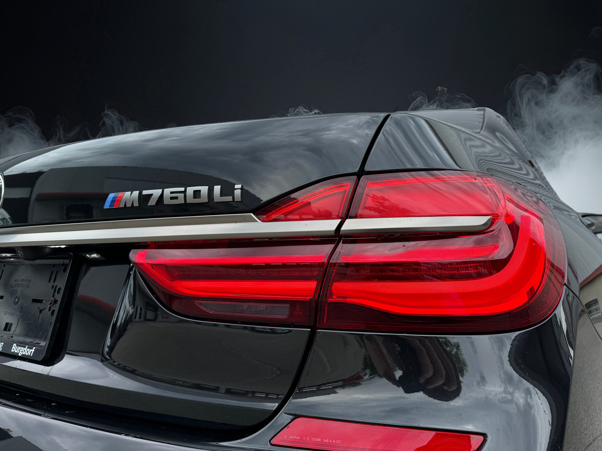 BMW M760Li xDrive Steptronic-image-7