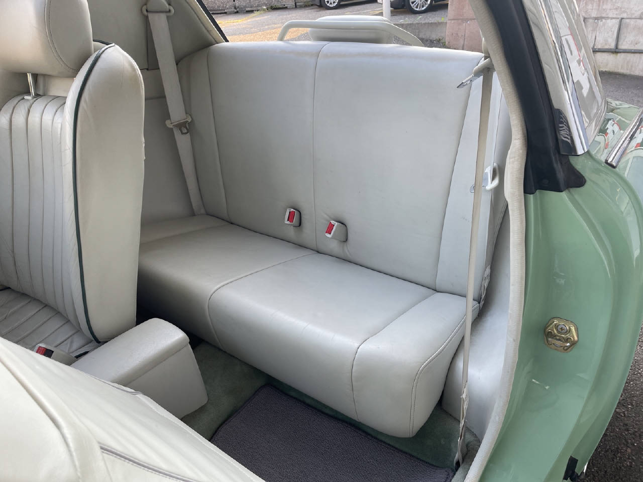 NISSAN FIGARO-image-9