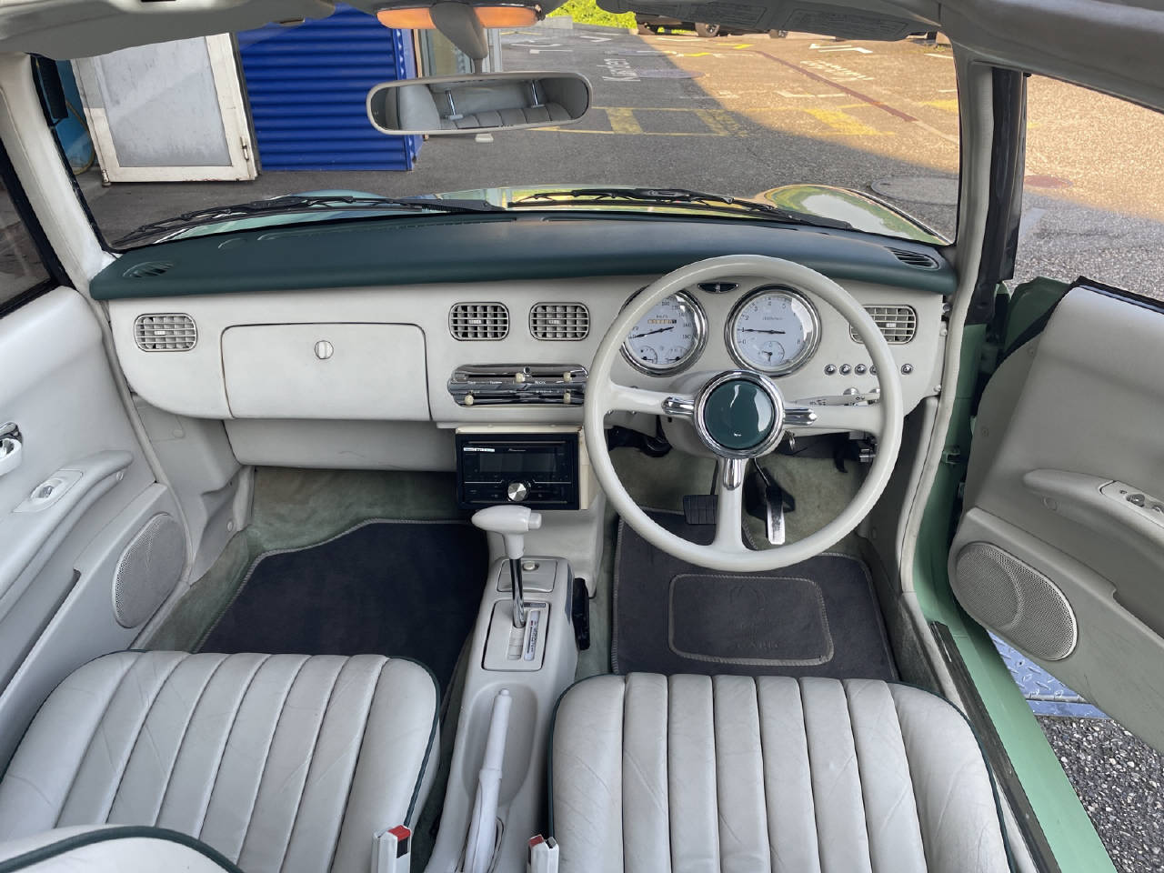 NISSAN FIGARO-image-11