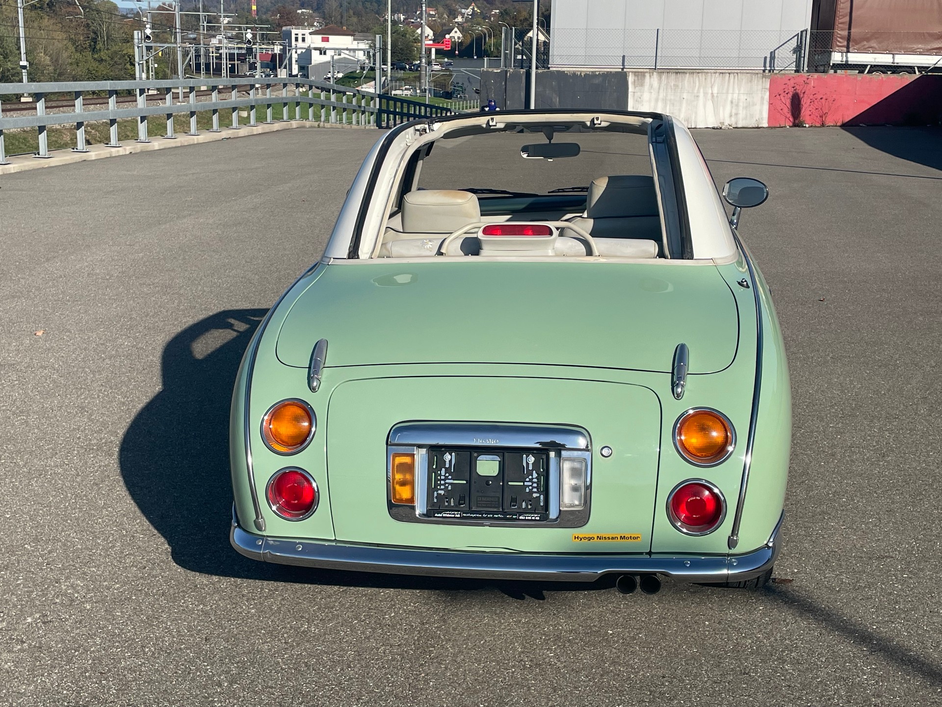 NISSAN FIGARO-image-2