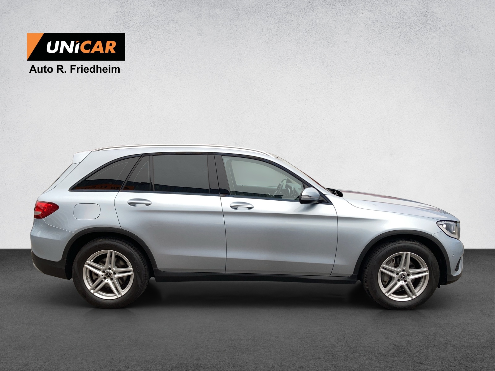 MERCEDES-BENZ GLC 250 4Matic 9G-Tronic-image-11