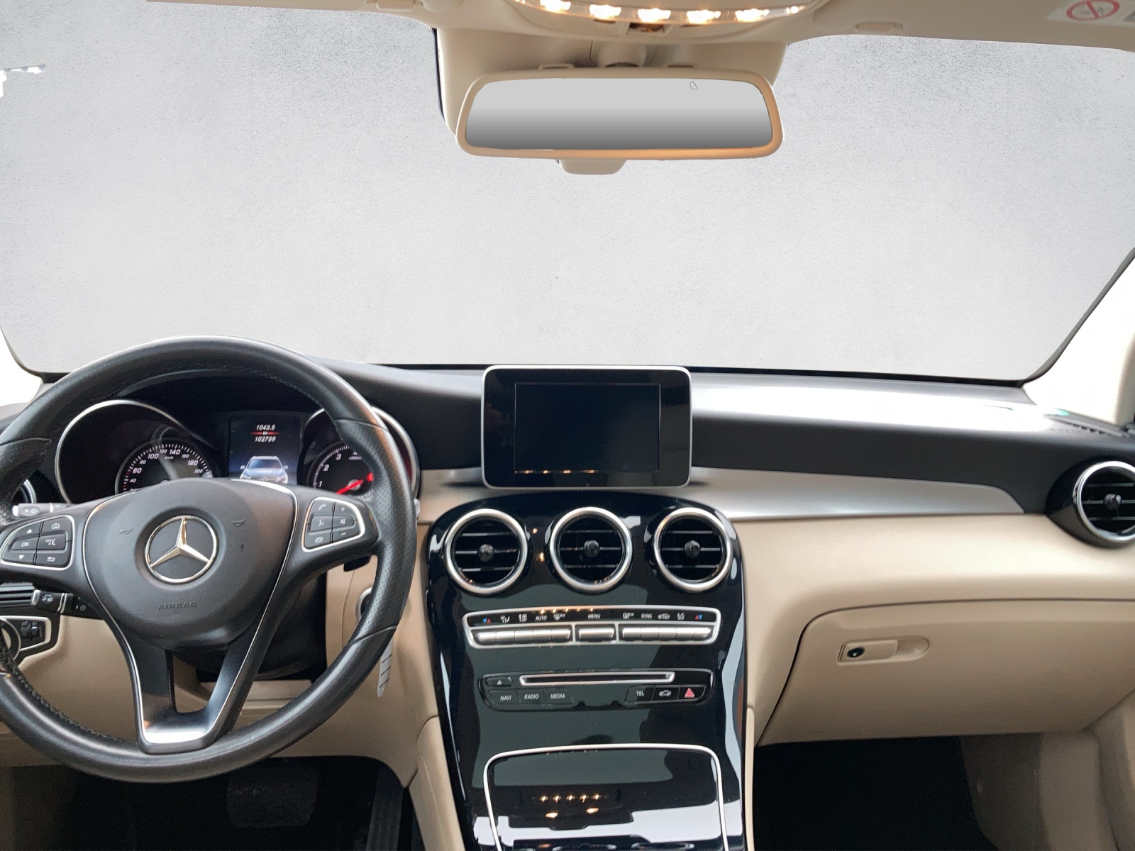 MERCEDES-BENZ GLC 250 4Matic 9G-Tronic-image-3