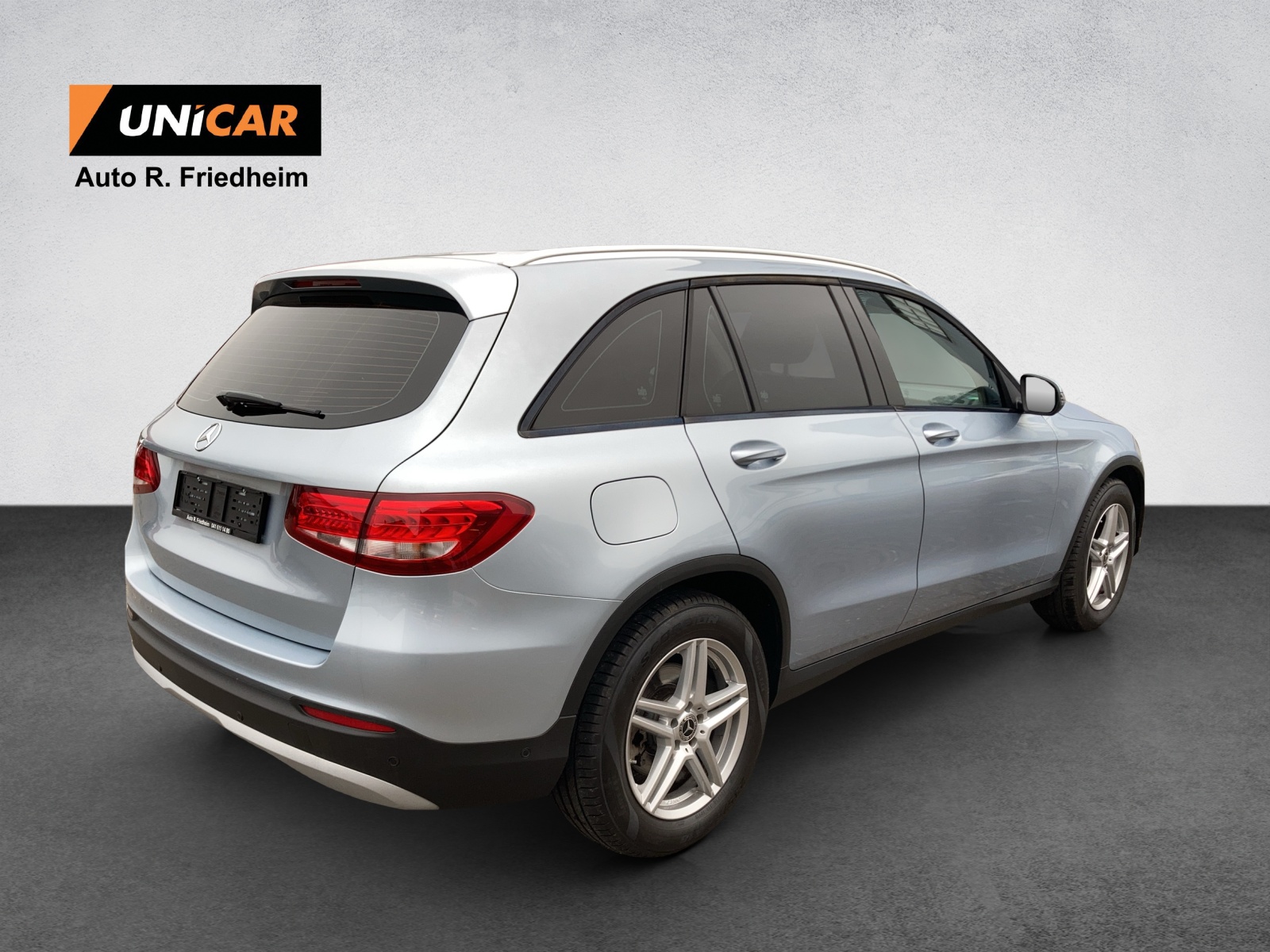 MERCEDES-BENZ GLC 250 4Matic 9G-Tronic-image-12