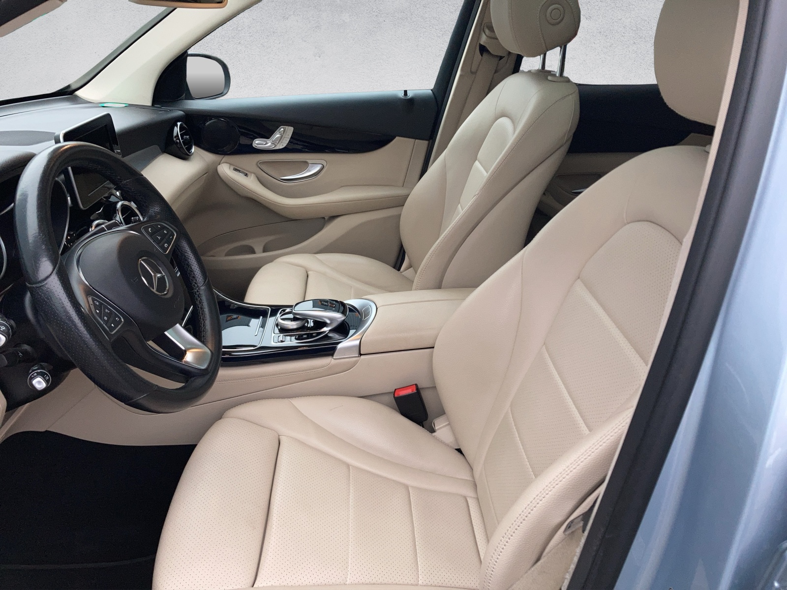 MERCEDES-BENZ GLC 250 4Matic 9G-Tronic-image-6