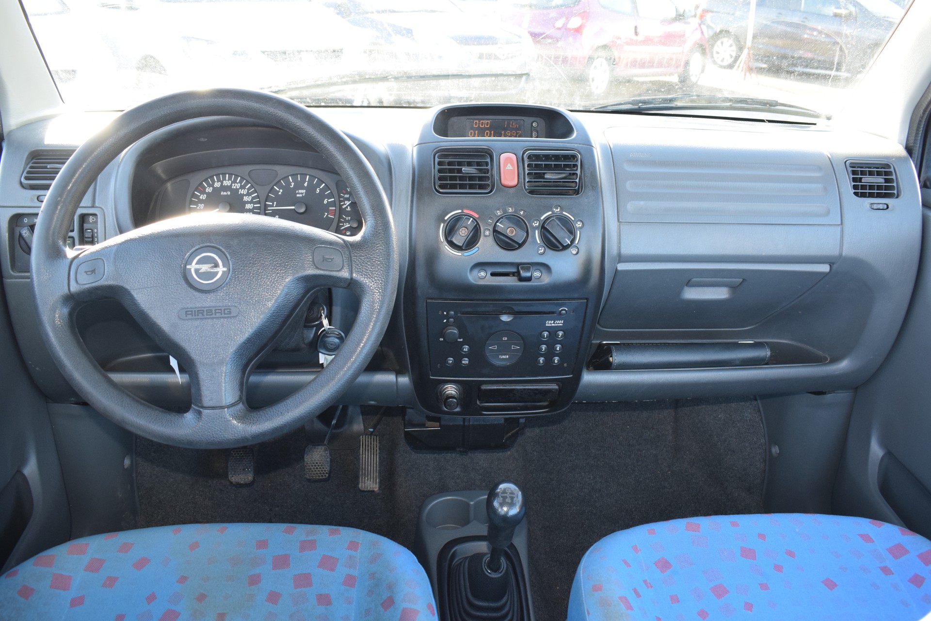 OPEL Agila 1.2 16V Comfort-image-4