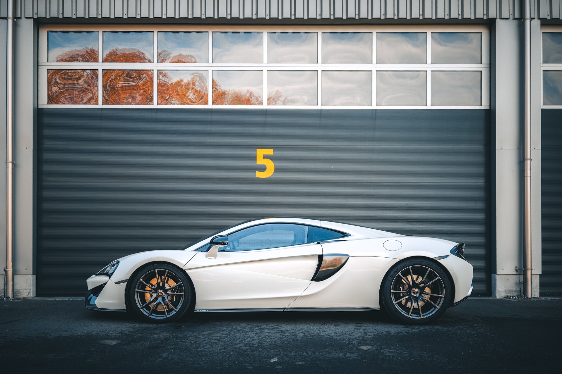 McLAREN 570GT Coupé 3.8 V8 SSG-image-1