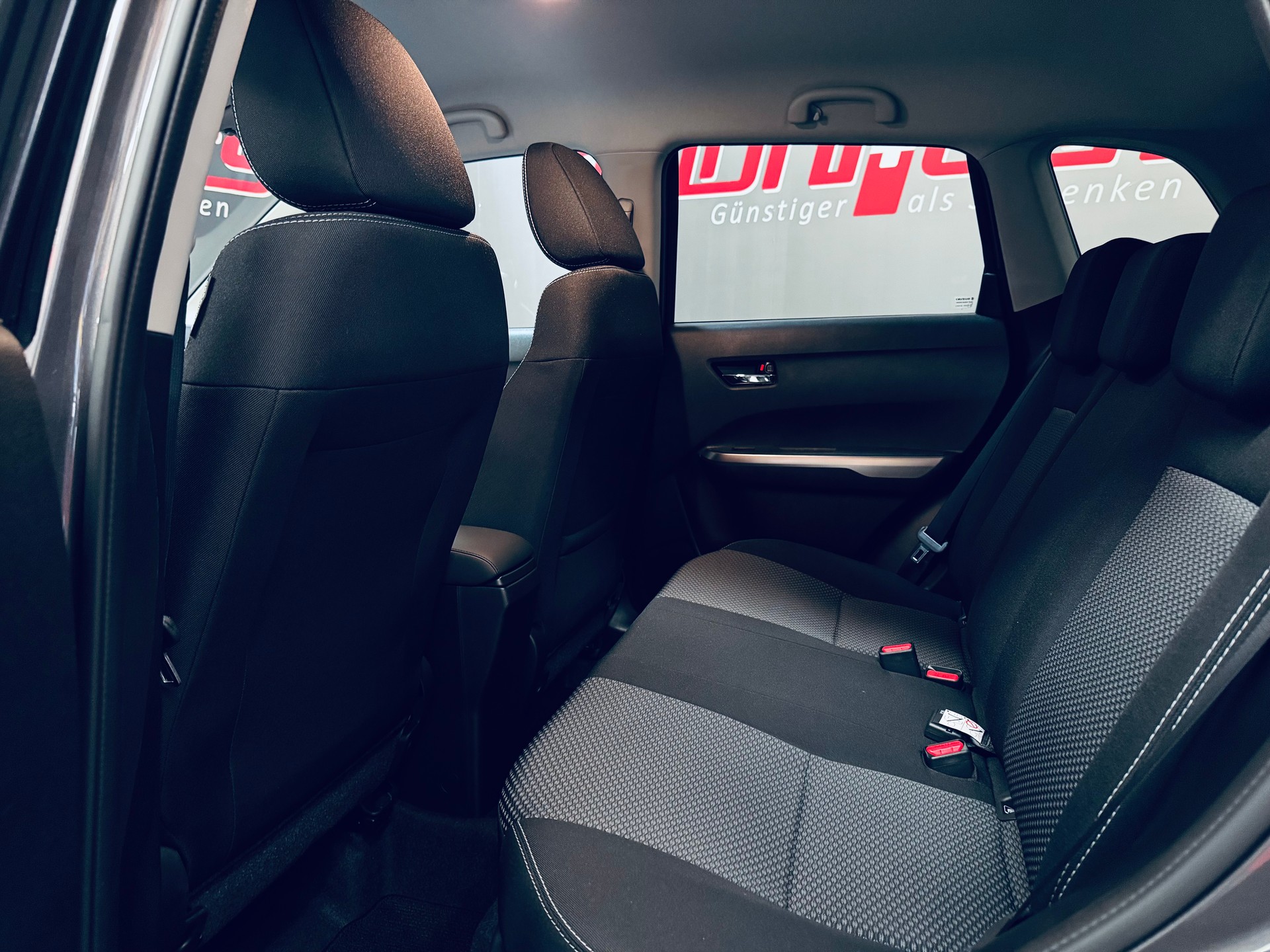 SUZUKI Vitara 1.4 Boosterjet Compact + 4x4 Hybrid-image-13