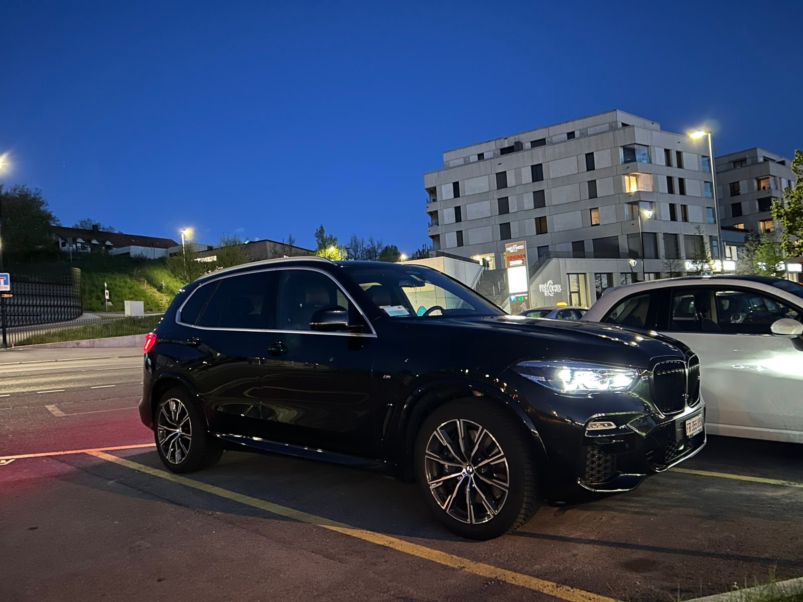BMW X5 DRIVE 30D-image-0