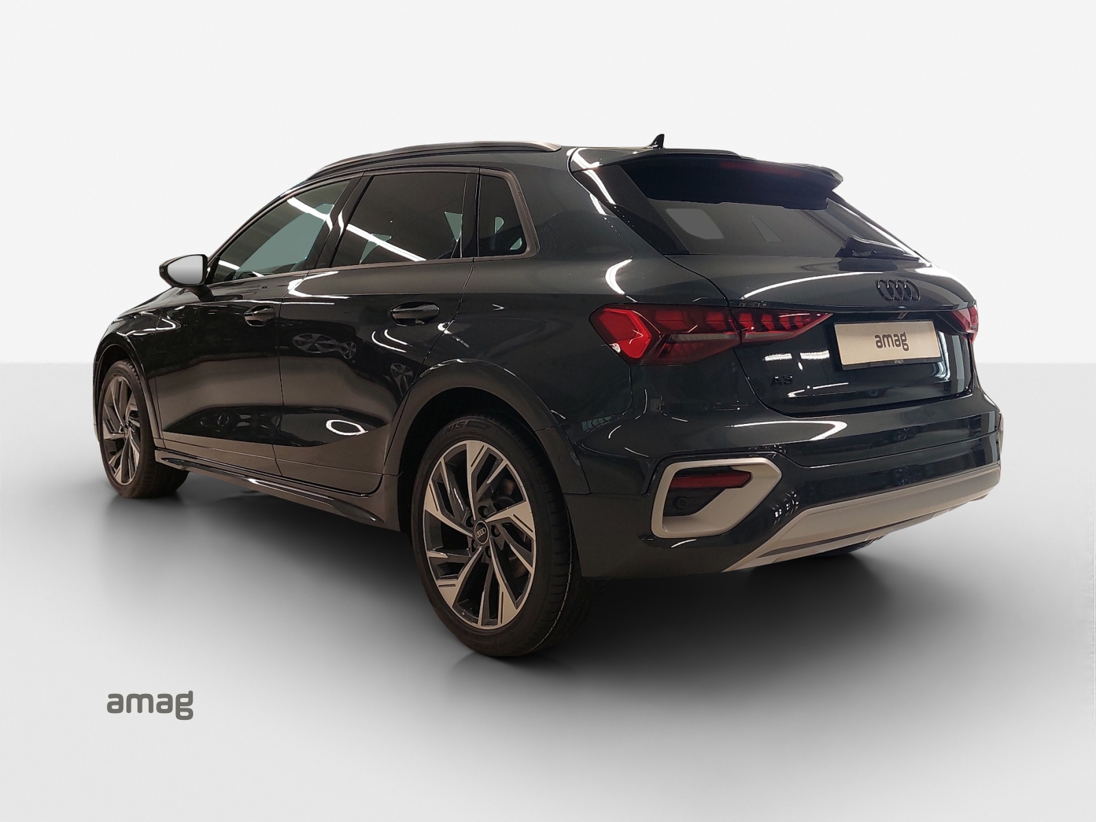 AUDI A3 allstreet 35 TFSI Attraction S-tronic-image-2