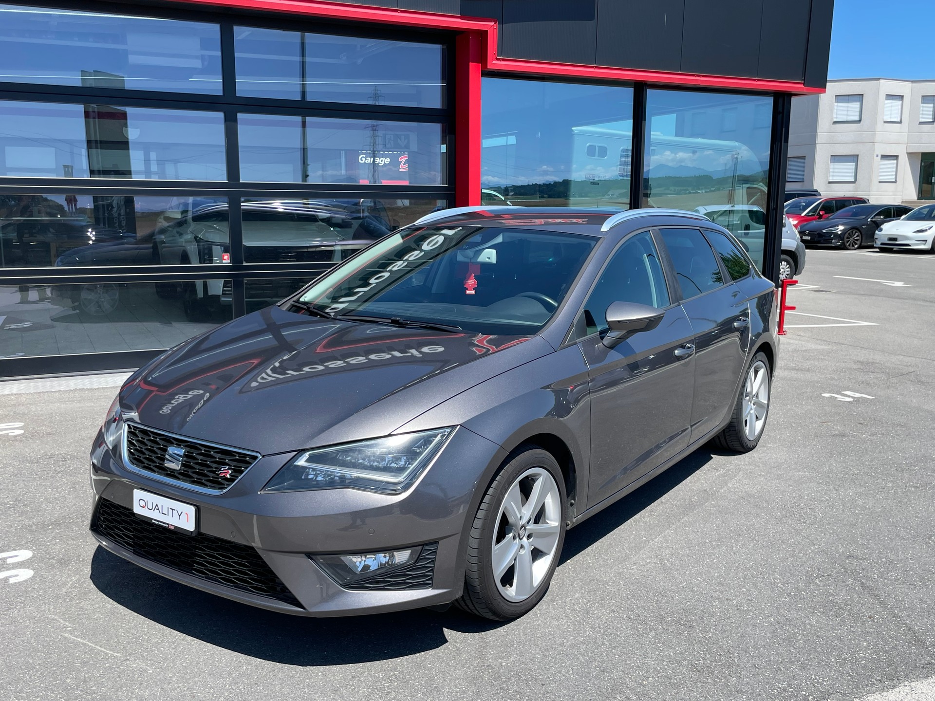 SEAT Leon ST 1.4 TSI FR-image-1