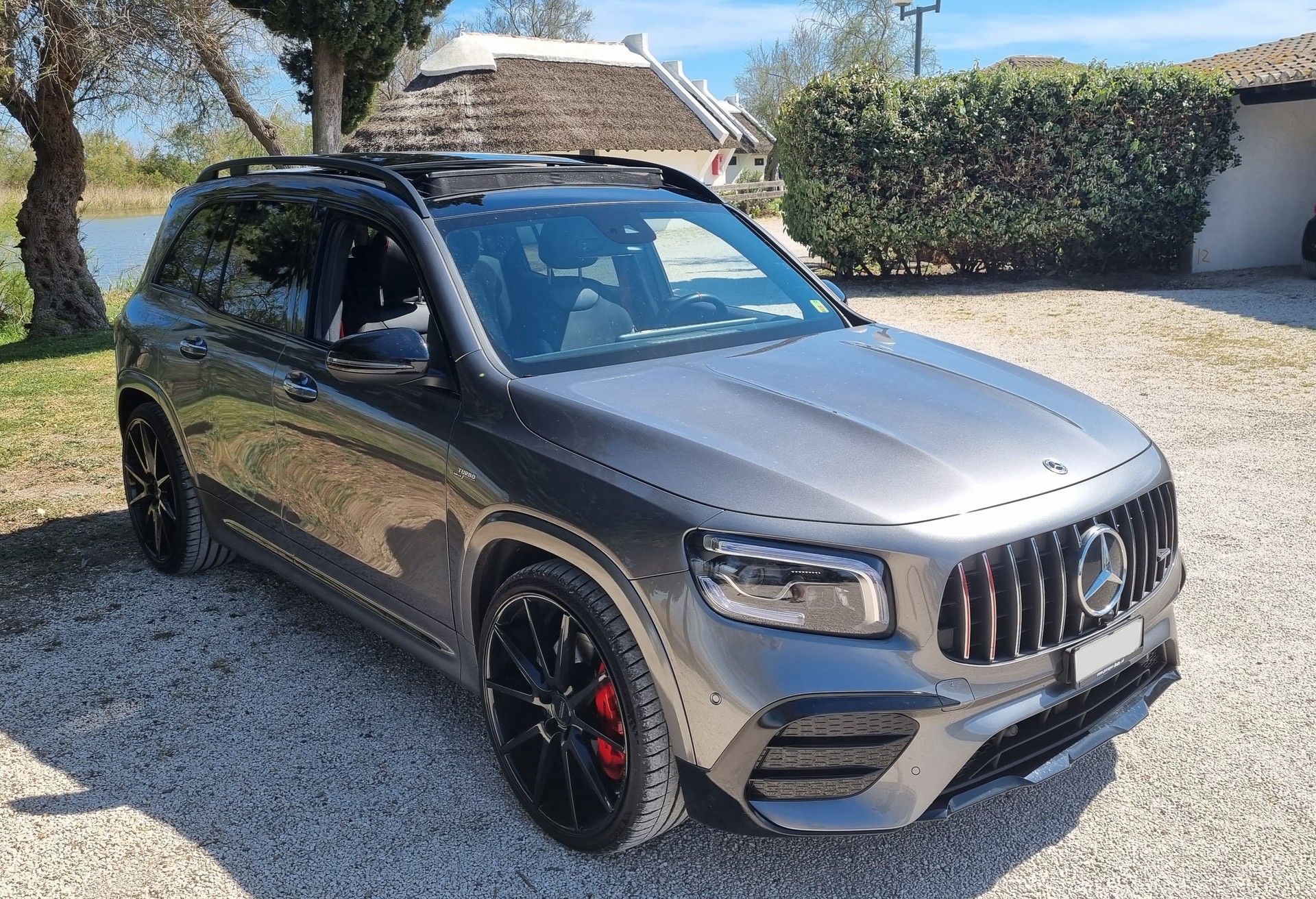 MERCEDES-BENZ GLB 35 AMG 4 MATIC 8G-Tronic-image-0