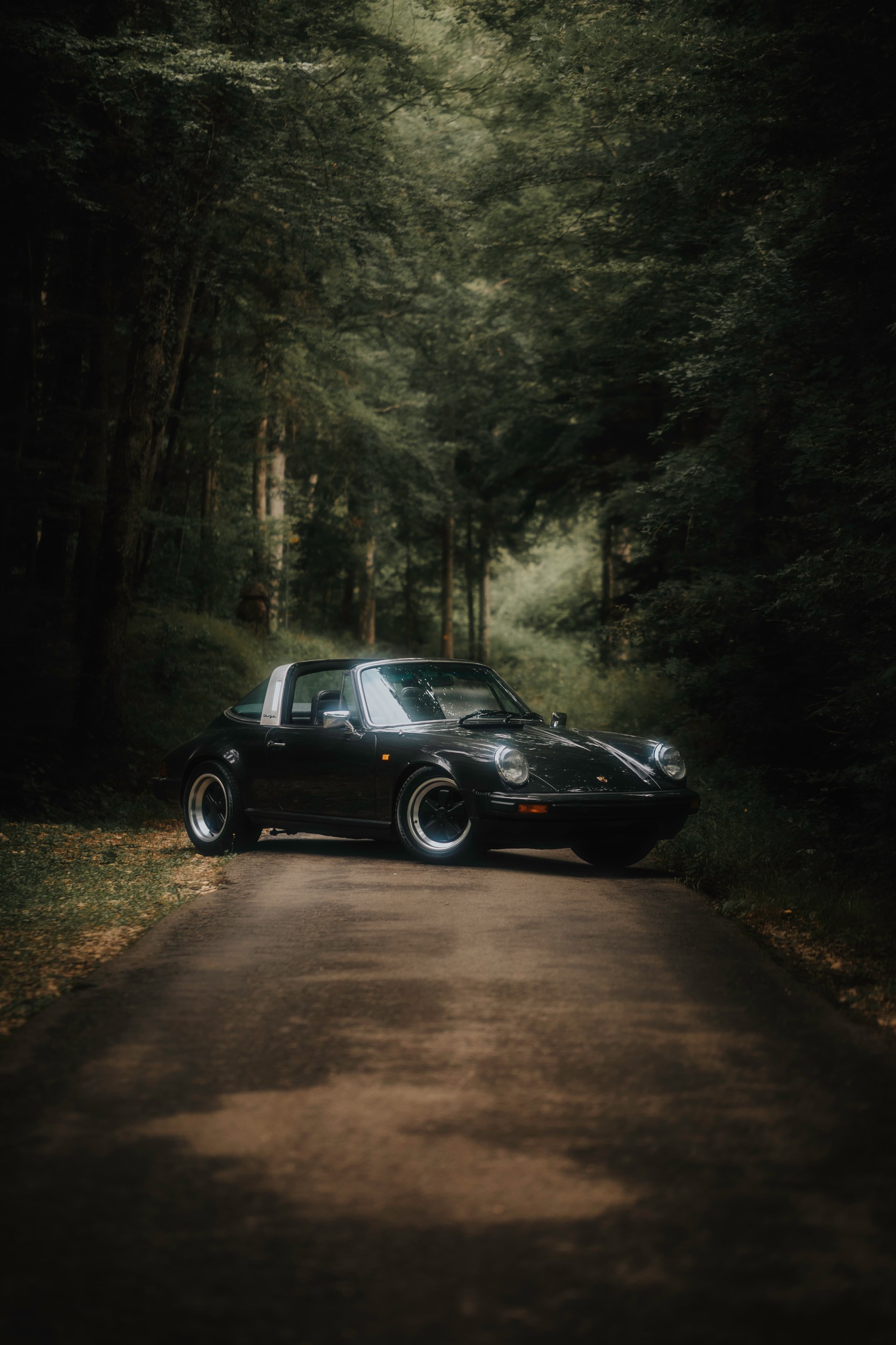 PORSCHE 911 SC Targa-image-6
