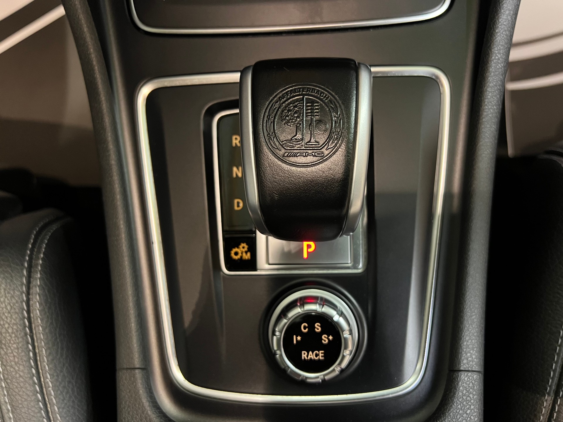MERCEDES-BENZ "GLA 45 AMG" 4MATIC 7G-DCT. CH AUTO MB AUSLIEFERUNG. SAUBER UND GEPFLEGT. AB MFK !!-image-31