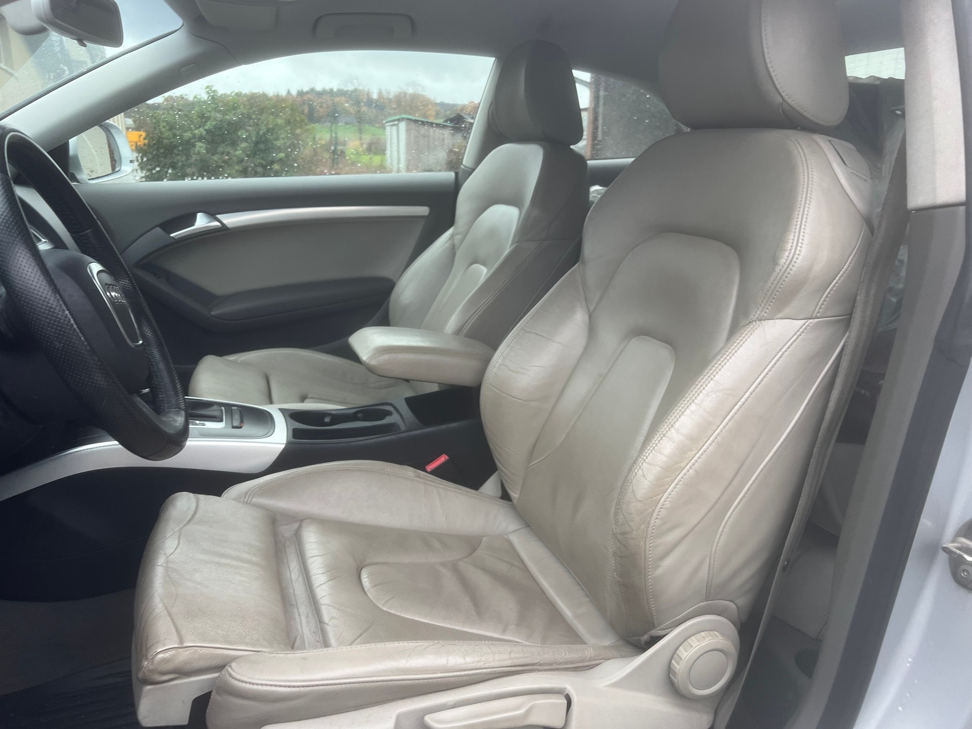 AUDI A5 Coupé 3.0 TDI quattro tiptronic-image-6