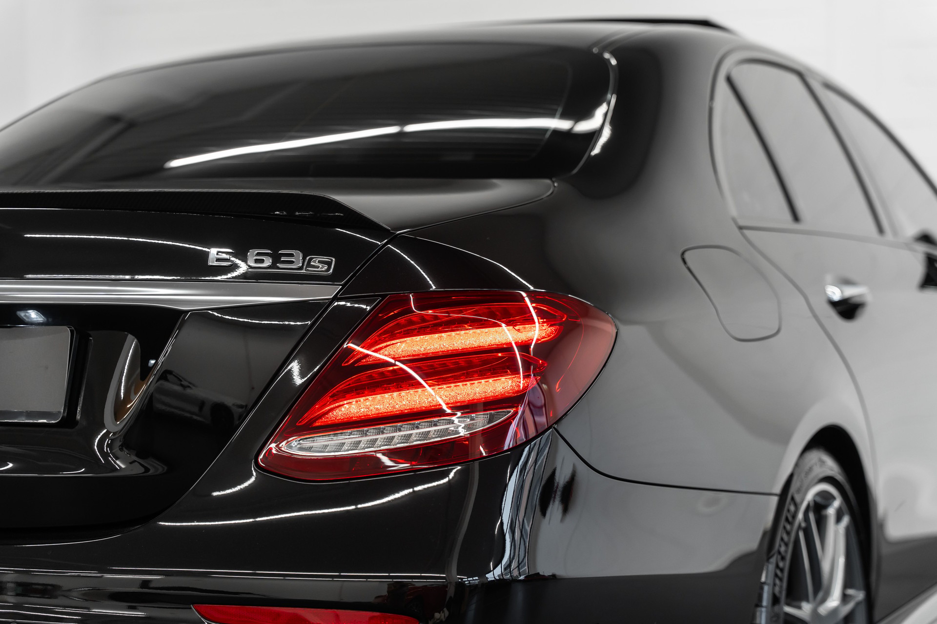MERCEDES-BENZ E 63 AMG S 4Matic Speedshift MCT-image-7