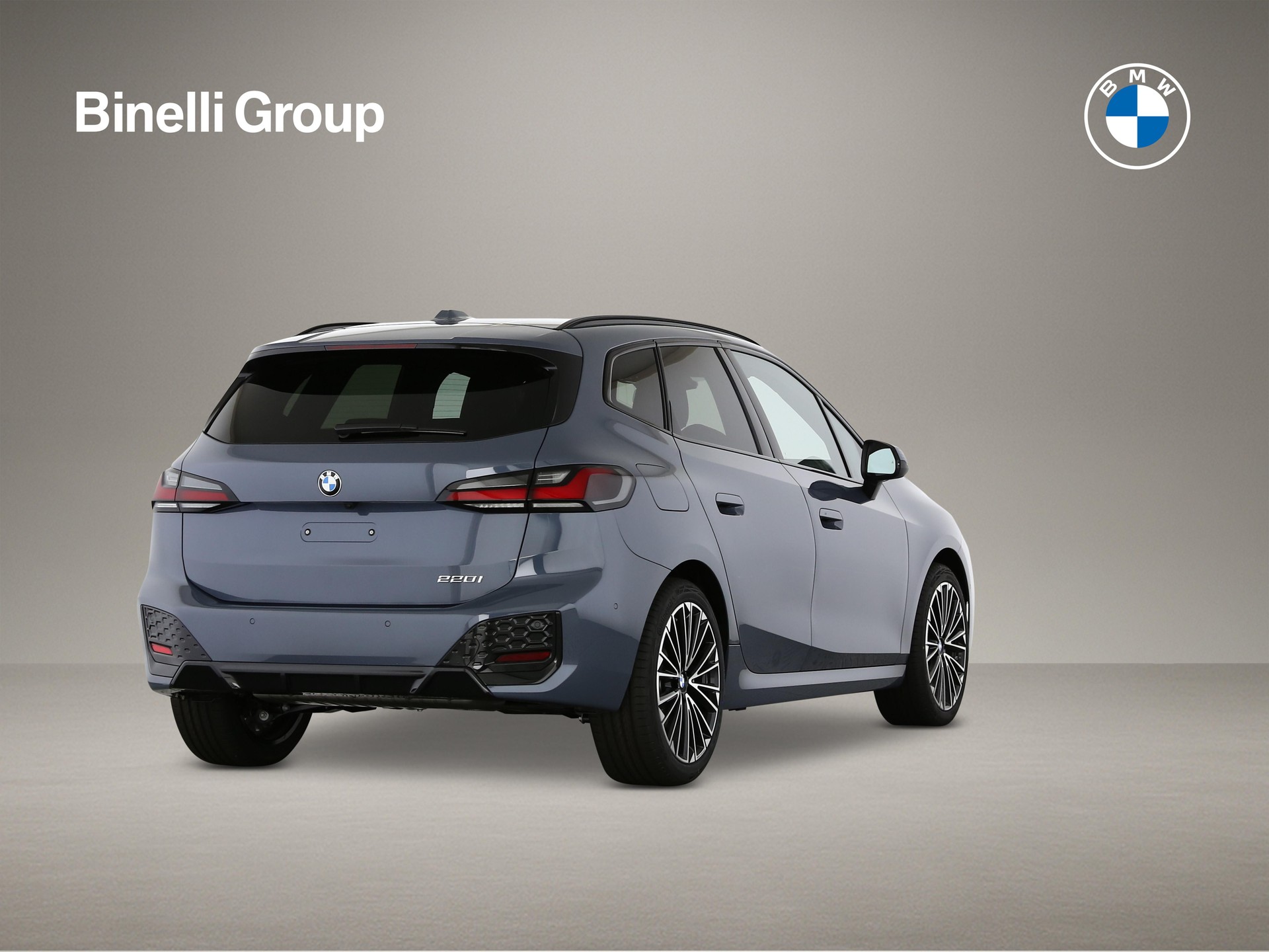 BMW 220i Active Tourer M Sport-image-2