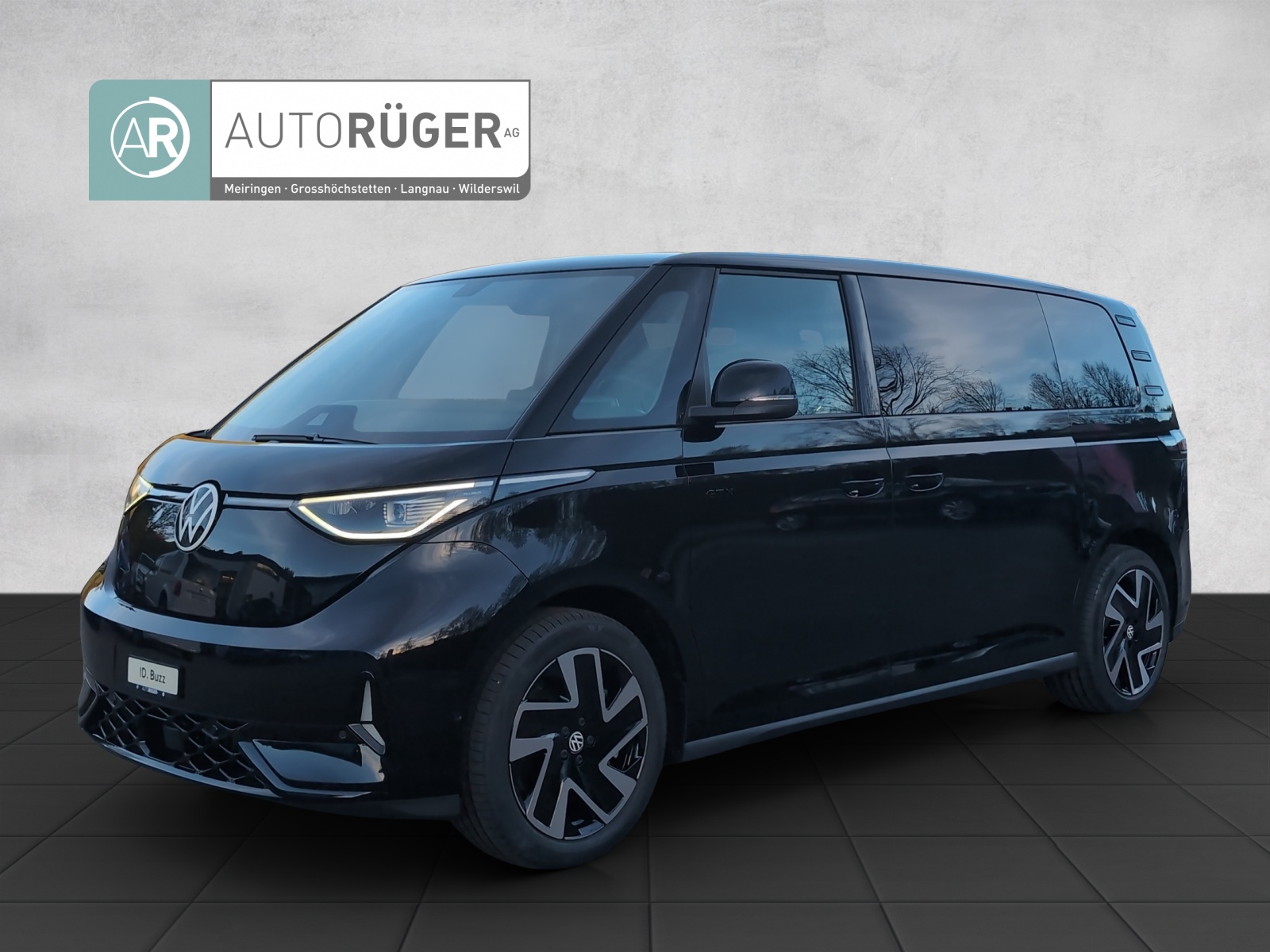 VW ID.Buzz LWB GTX 4 Motion-image-0