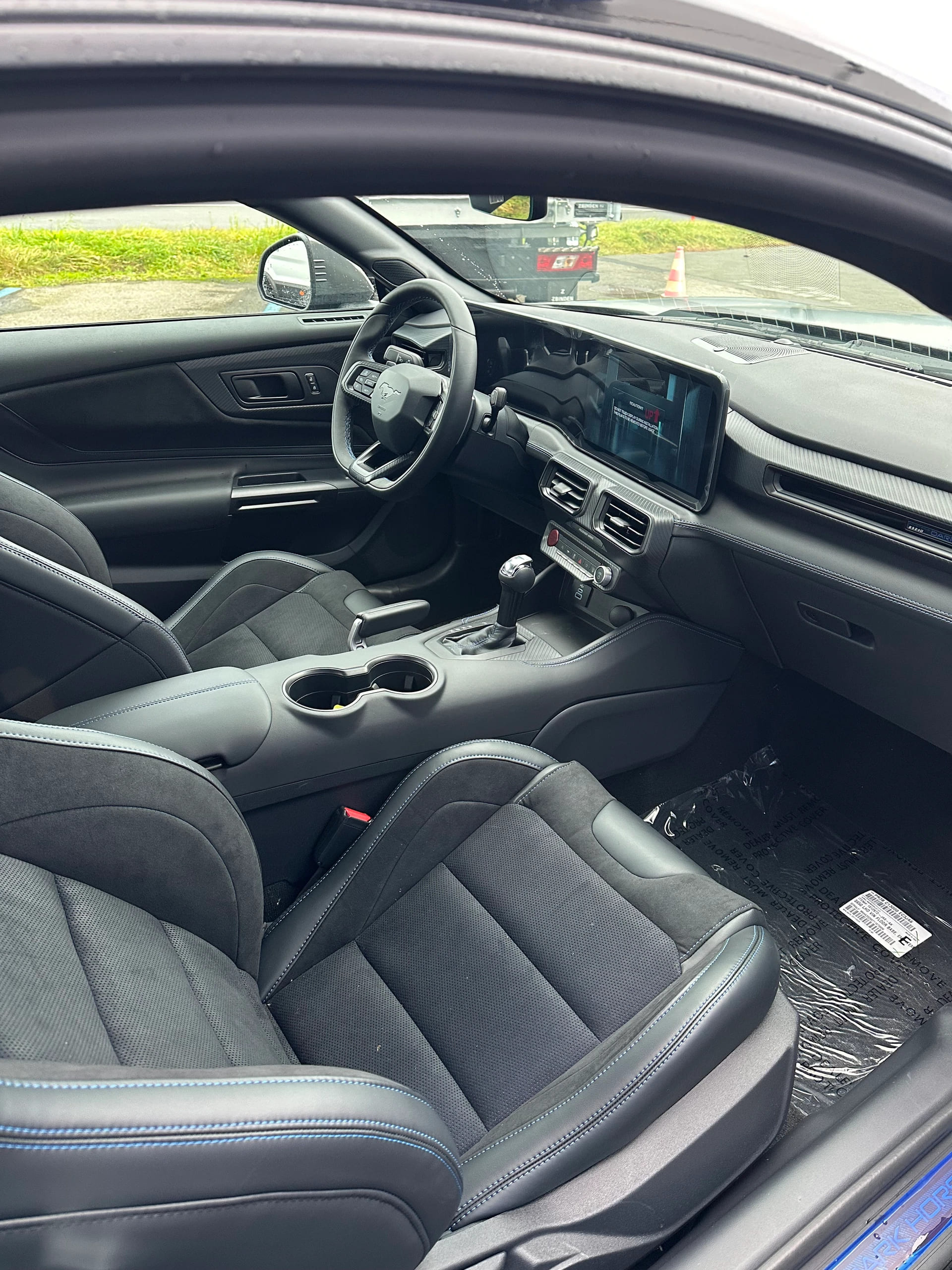 FORD Mustang Coupé 5.0 V8 Dark Hors 450CV/Aut.-image-12