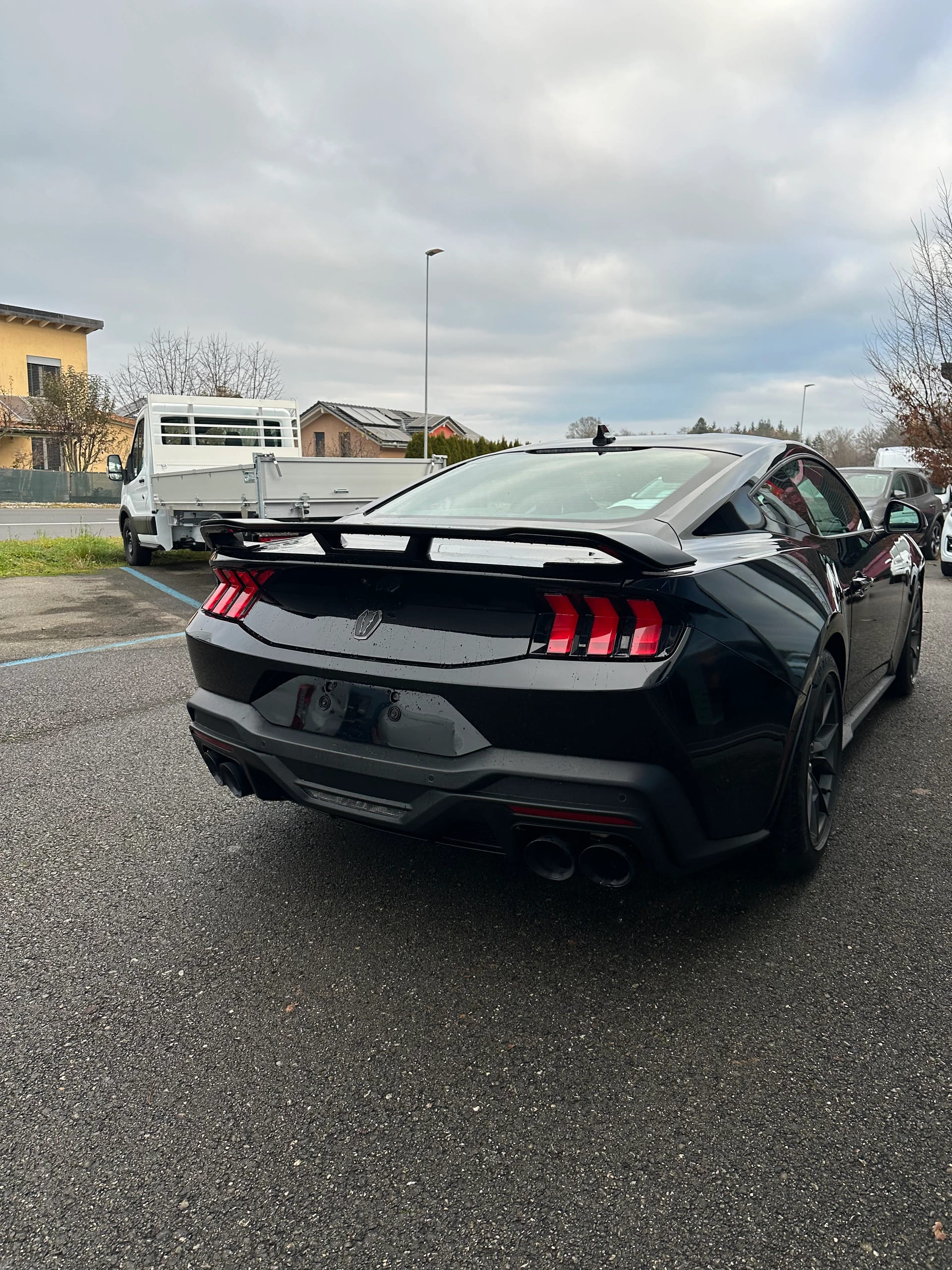 FORD Mustang Coupé 5.0 V8 Dark Hors 450CV/Aut.-image-5