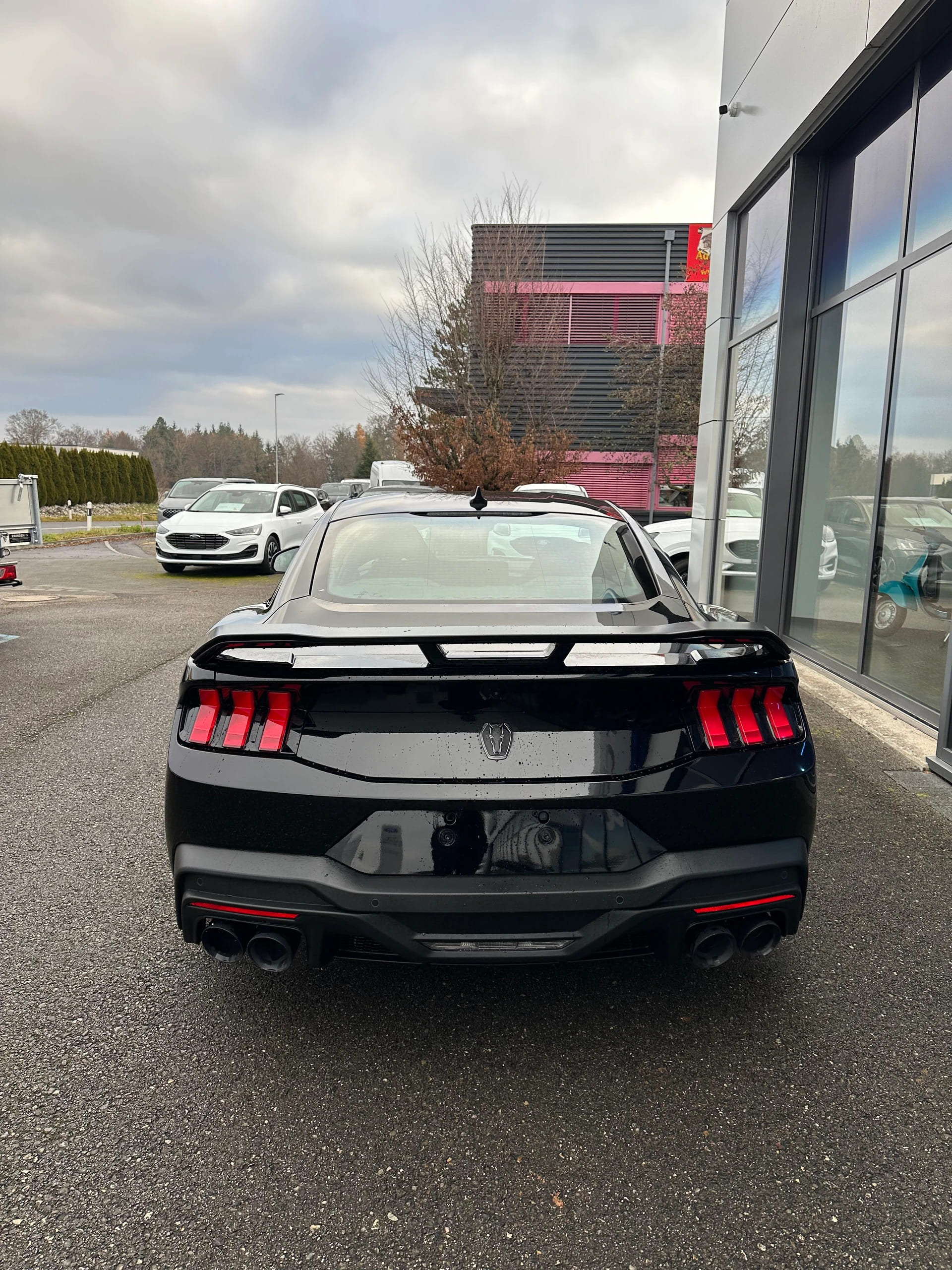 FORD Mustang Coupé 5.0 V8 Dark Hors 450CV/Aut.-image-4