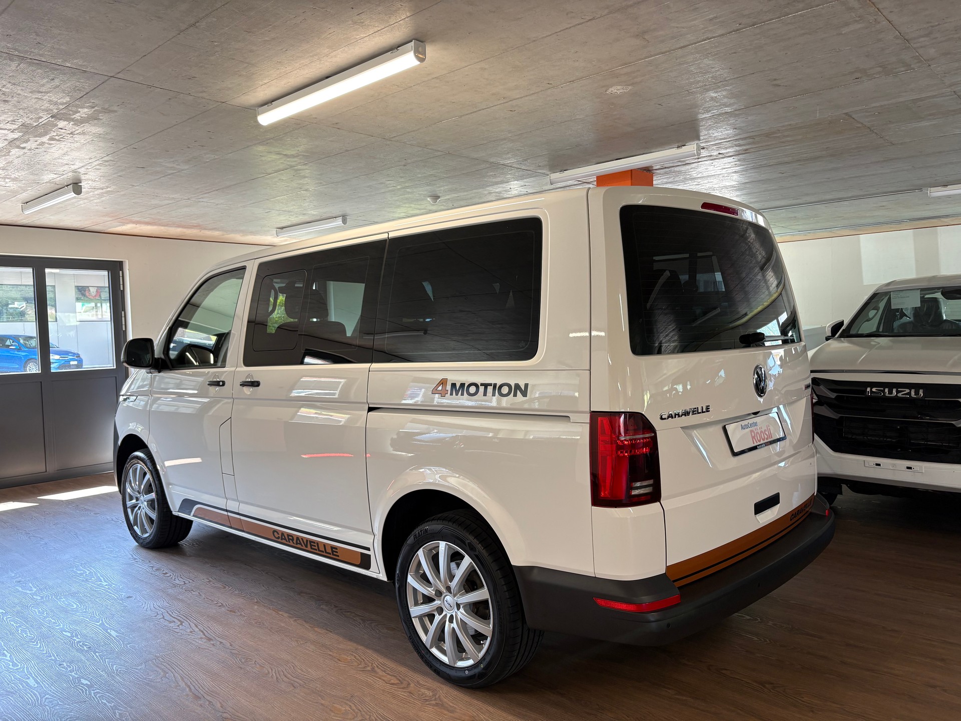 VW T6.1 Caravelle 2.0 TDI Comfortline 4Motion-image-3