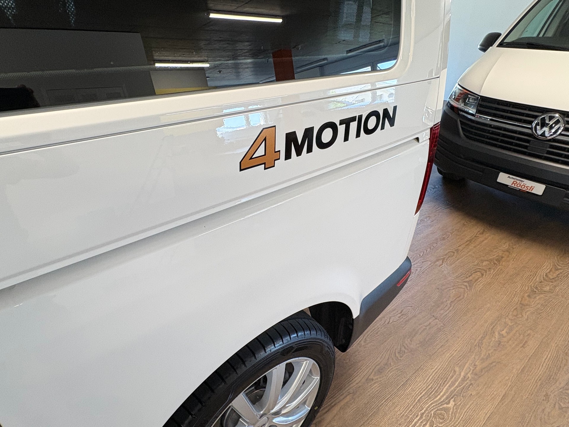 VW T6.1 Caravelle 2.0 TDI Comfortline 4Motion-image-7