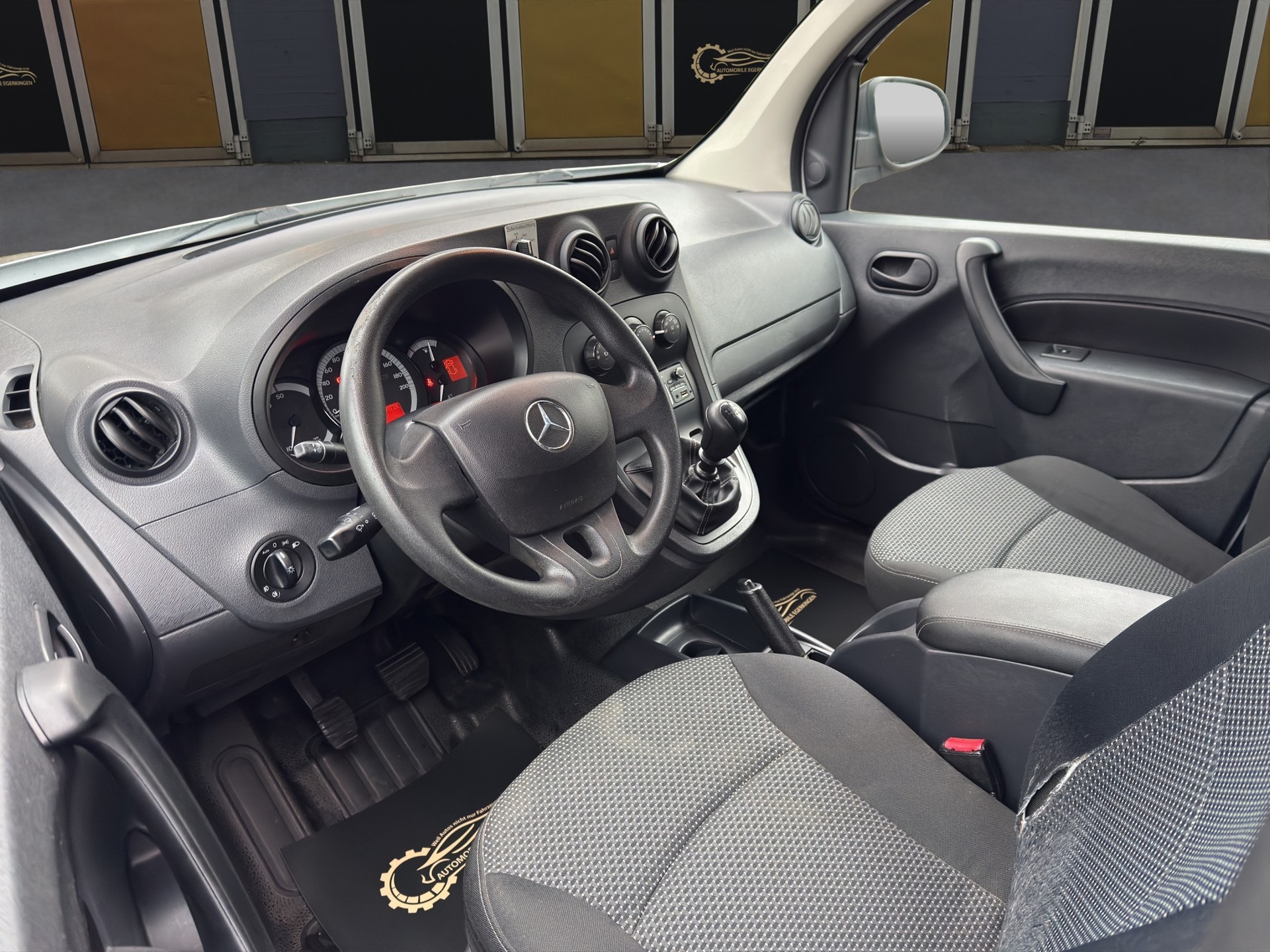 MERCEDES-BENZ Citan 111 CDI EL Mixto Euro 5-image-8