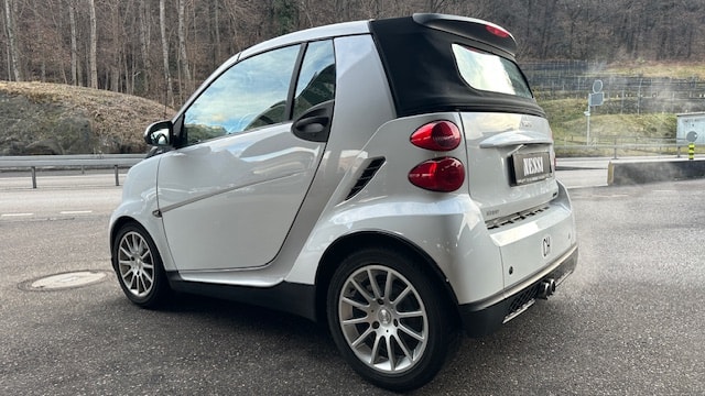SMART fortwo Brabus softouch-image-8