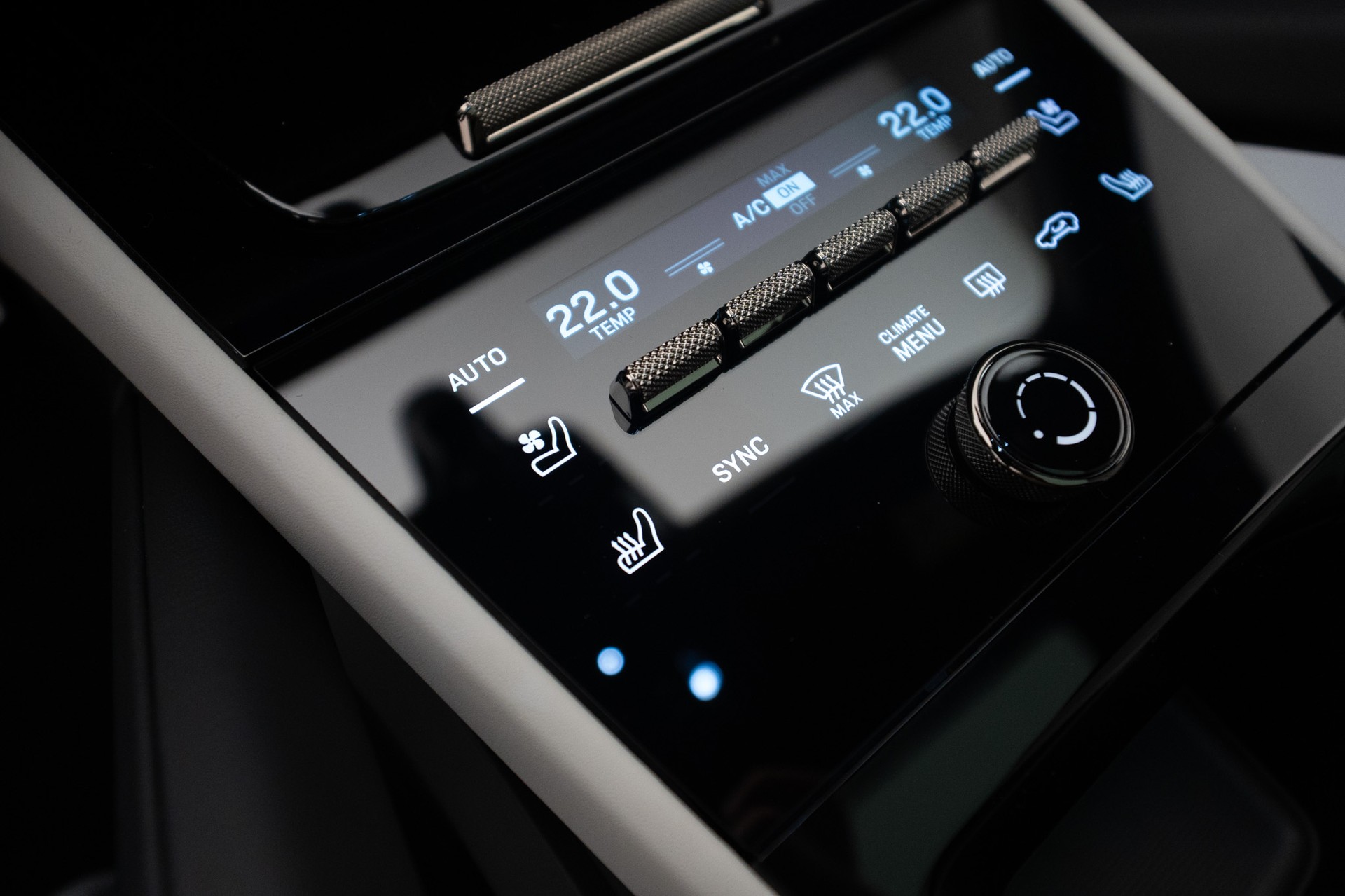 PORSCHE Cayenne Coupé Turbo E-Hybrid Tiptronic / PTS-image-12