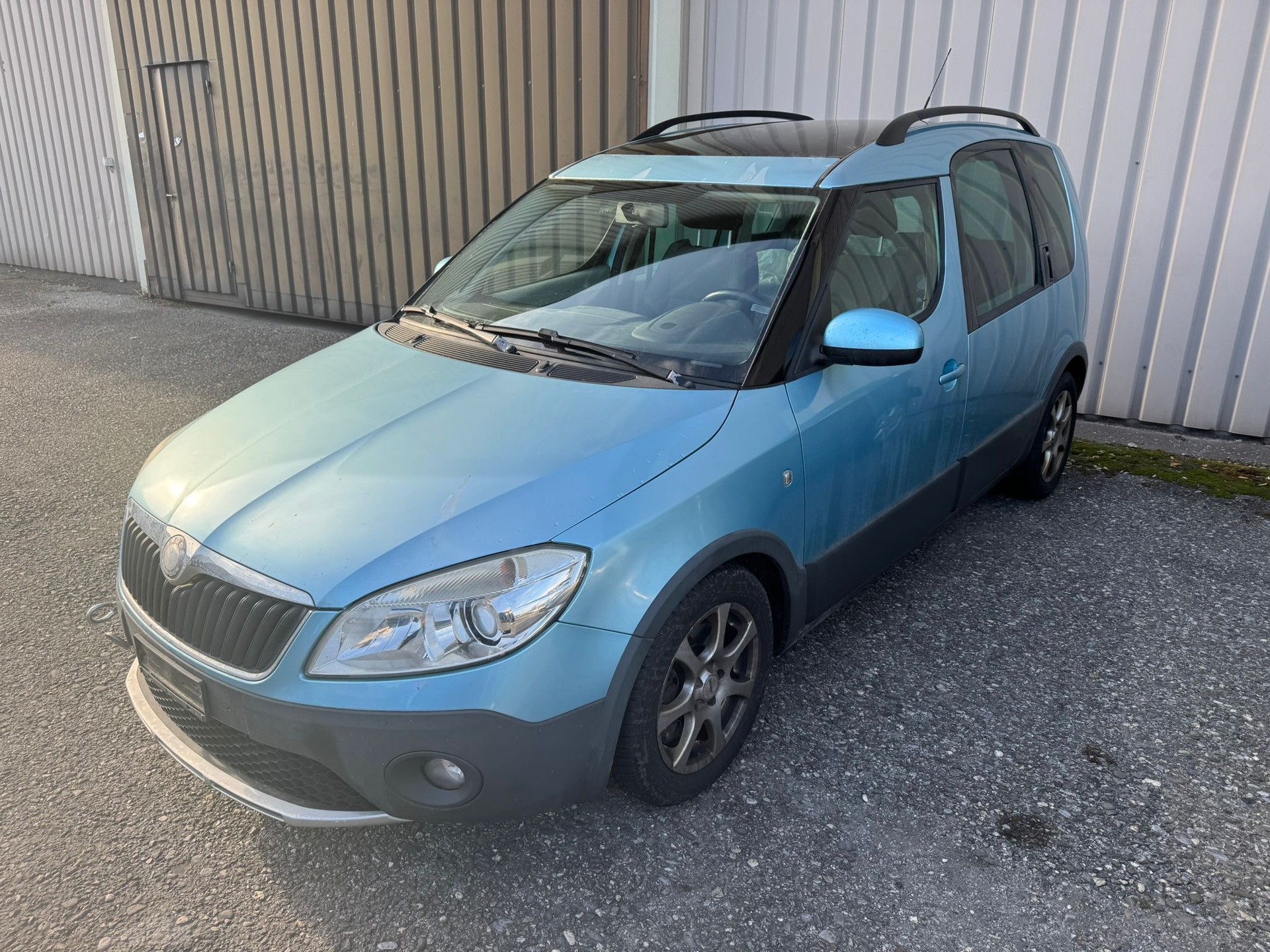 SKODA Roomster 1.2 TSI Scout-image-3