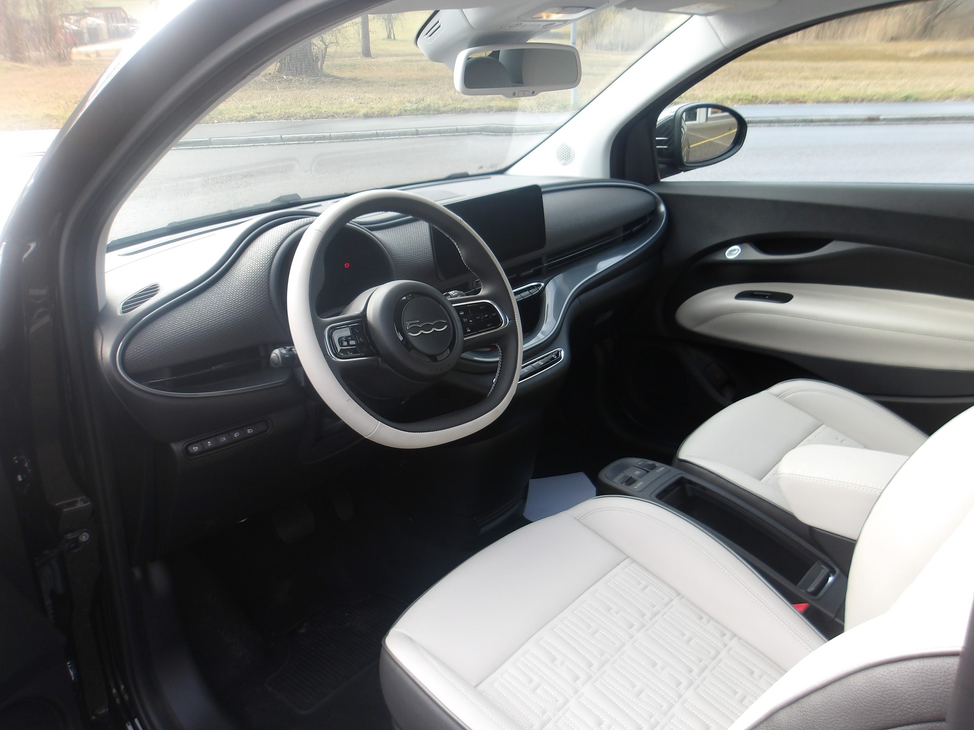 FIAT 500 C electric 87 kW La Prima By Bocelli-image-9