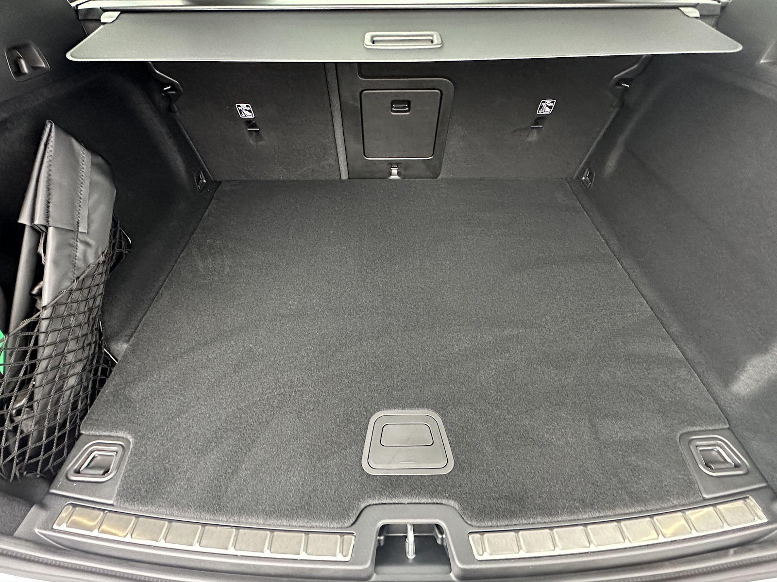 VOLVO XC60 2.0 B5 MH Black Edition AWD-image-15